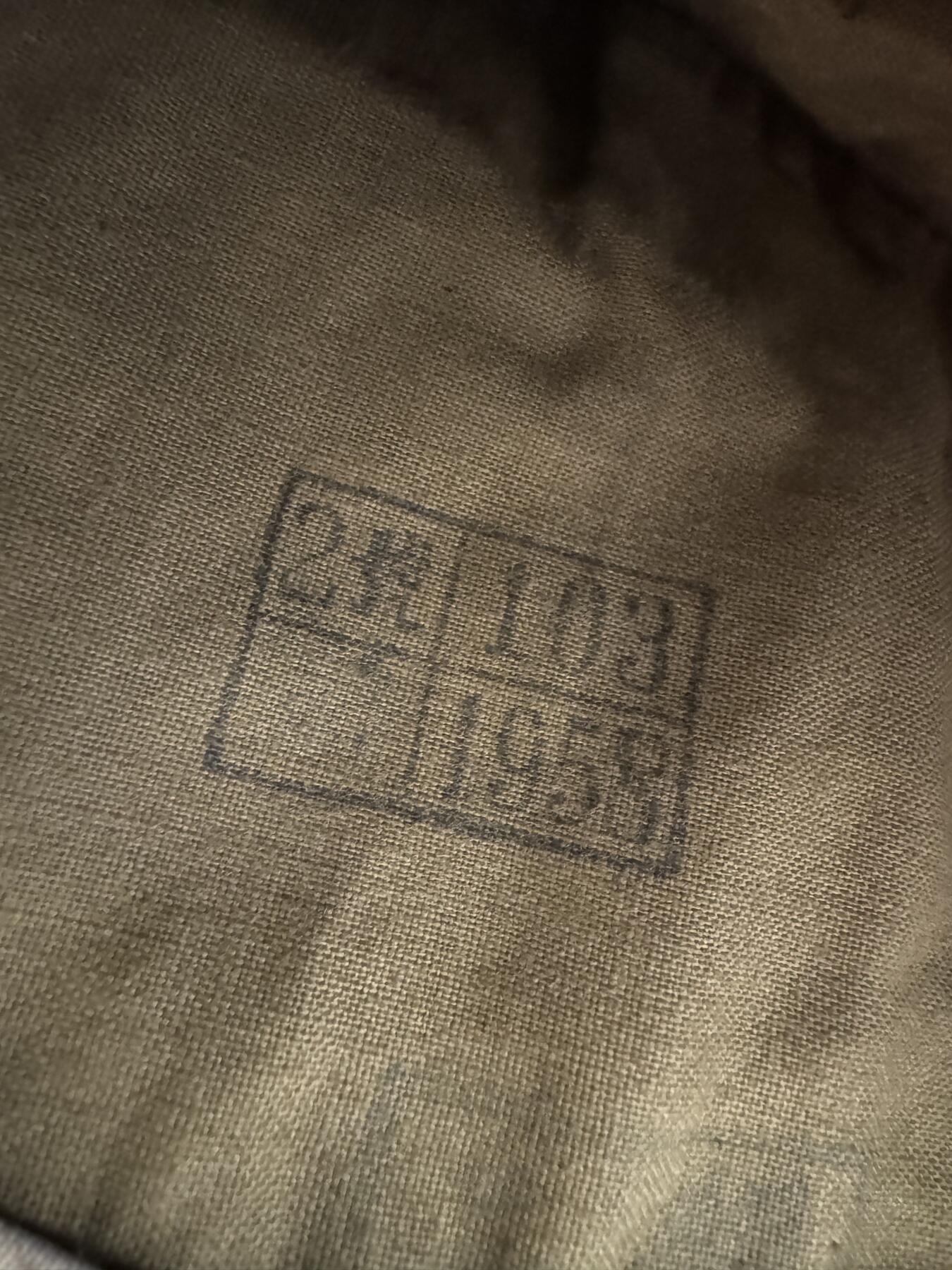 五哥徽章群   15号周六晚上八点4群联拍 帽子