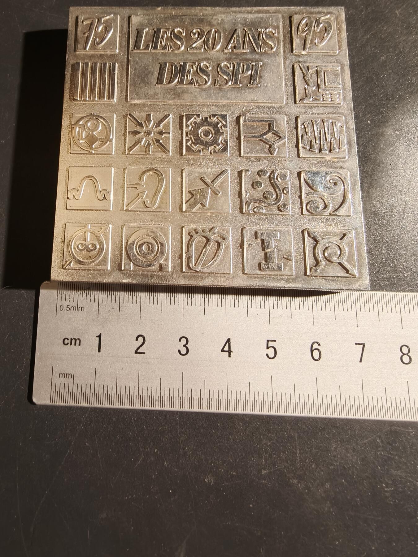 老王徽章第163期 13-15日三场连拍 16日统一发货  13、14日结束后可寄存