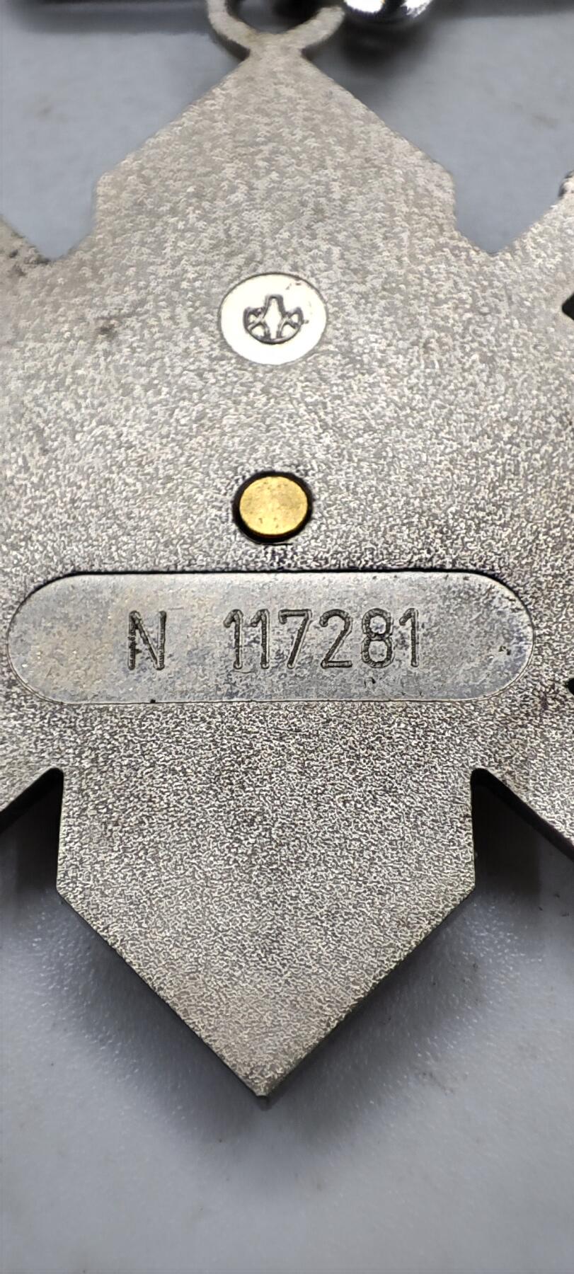 红色经典收藏拍卖专场第31期 乌克兰勇敢奖章 俄乌战争实发带编号