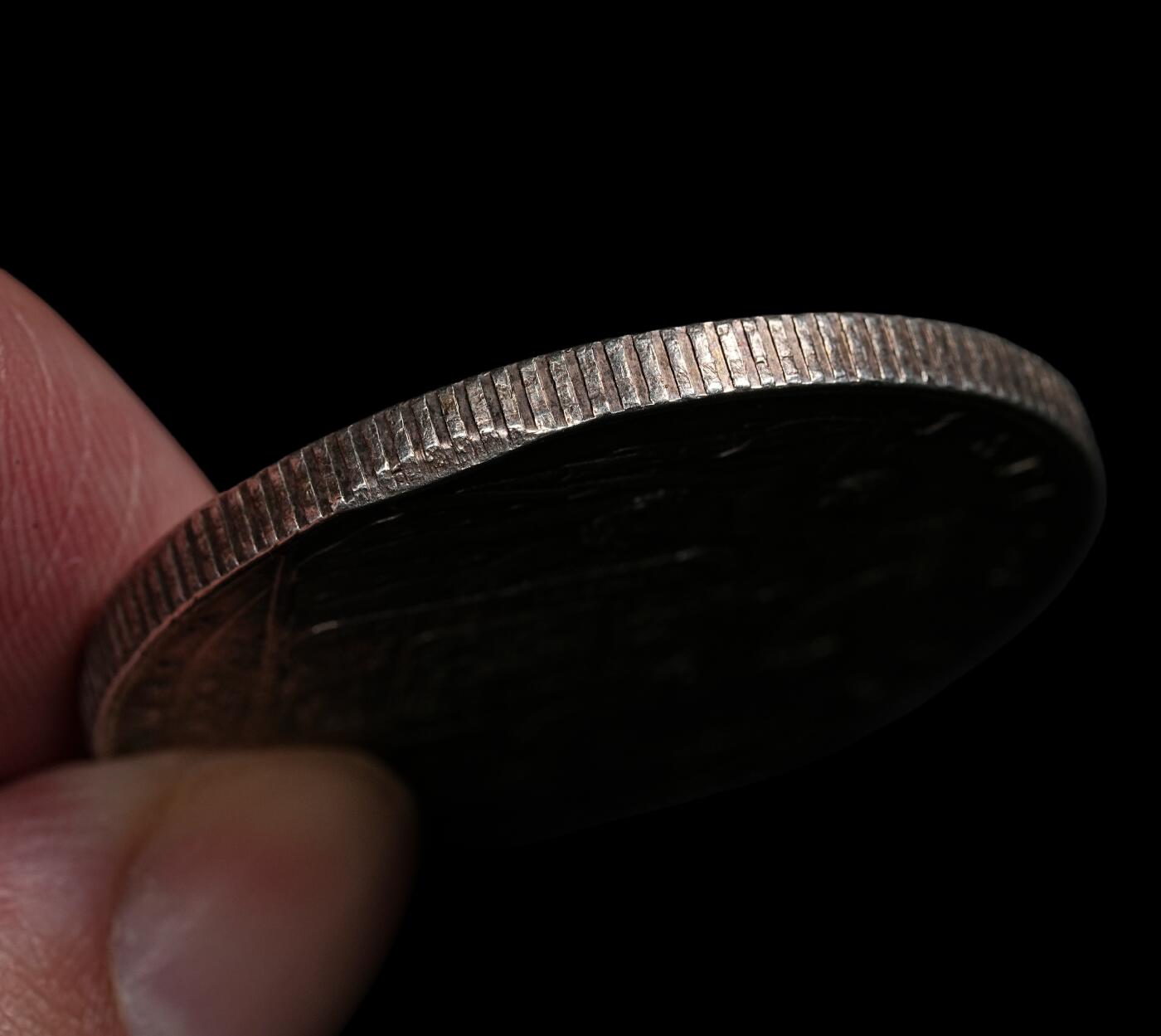 修遠堂世界钱币第九十三期 1845年丹麦 SPECIEDALER大银币 边有两磕碰 28.87g