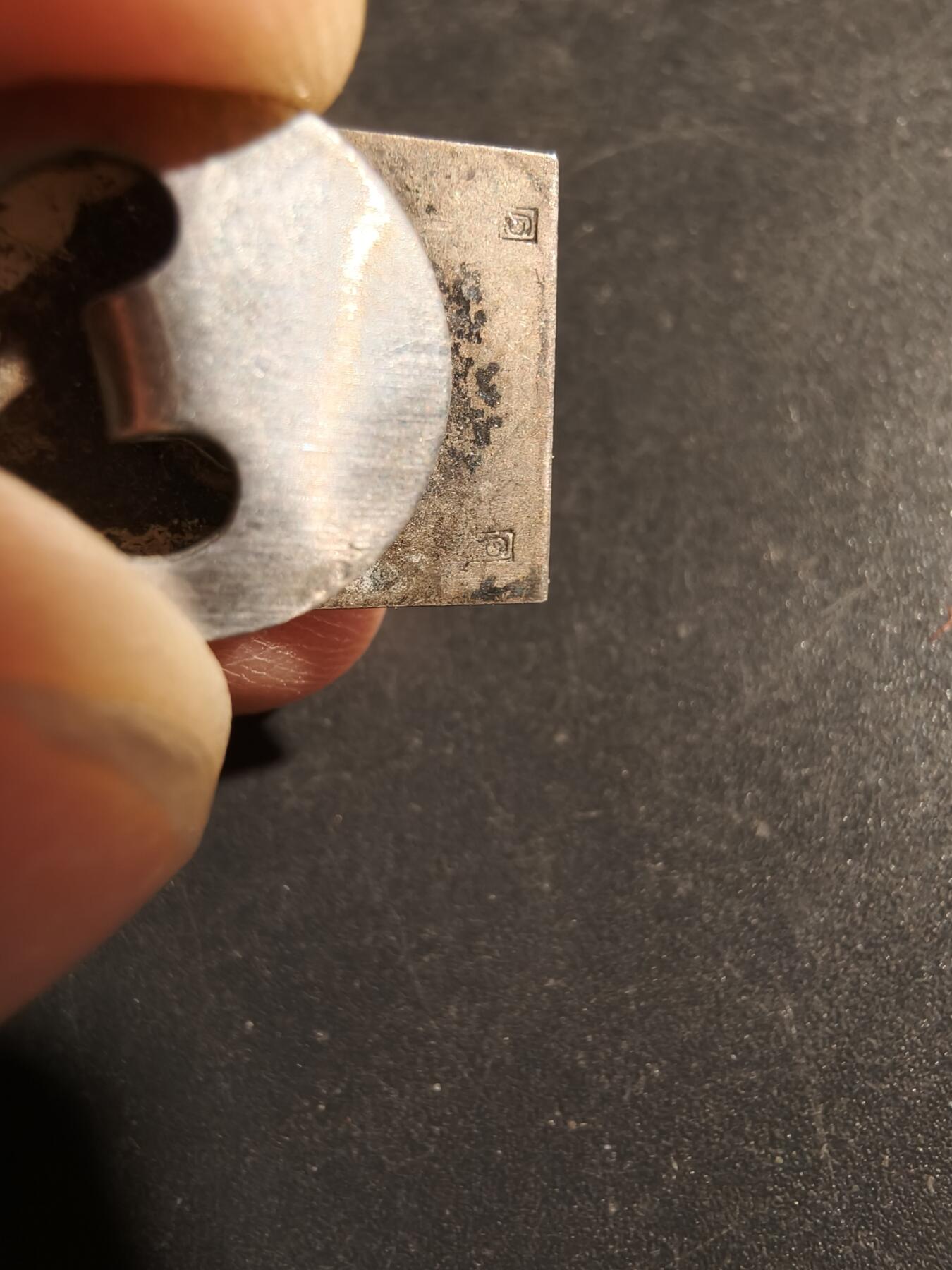 老王徽章第163期 13-15日三场连拍 16日统一发货  13、14日结束后可寄存 丹麦国王克里斯蒂安十世70周年证章    925银    3g