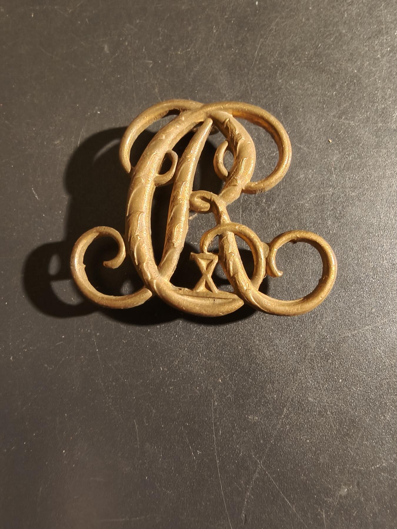 老王徽章第163期 13-15日三场连拍 16日统一发货  13、14日结束后可寄存 丹麦国王克里斯蒂安十世花押徽章