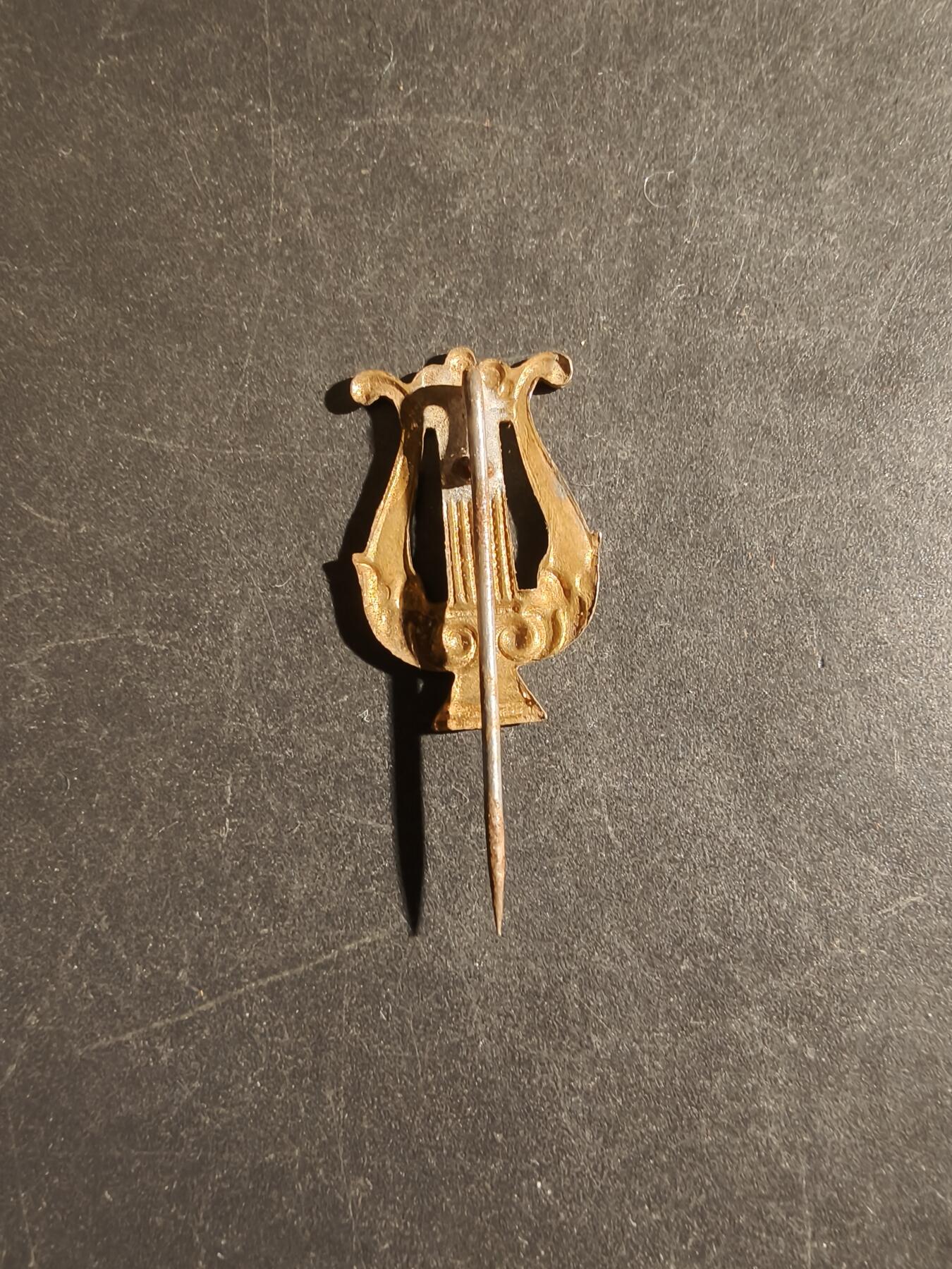 老王徽章第163期 13-15日三场连拍 16日统一发货  13、14日结束后可寄存