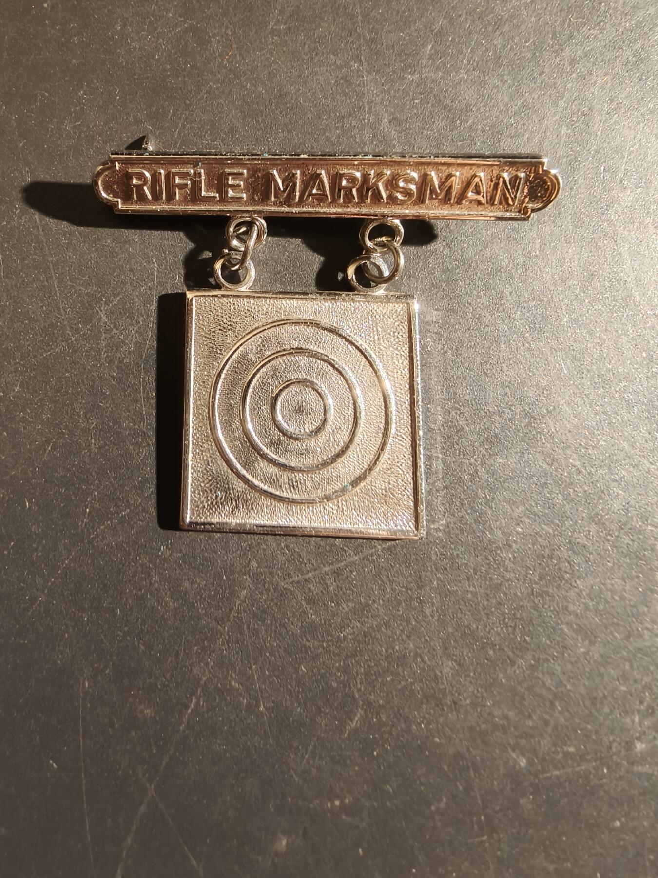 老王徽章第163期 13-15日三场连拍 16日统一发货  13、14日结束后可寄存