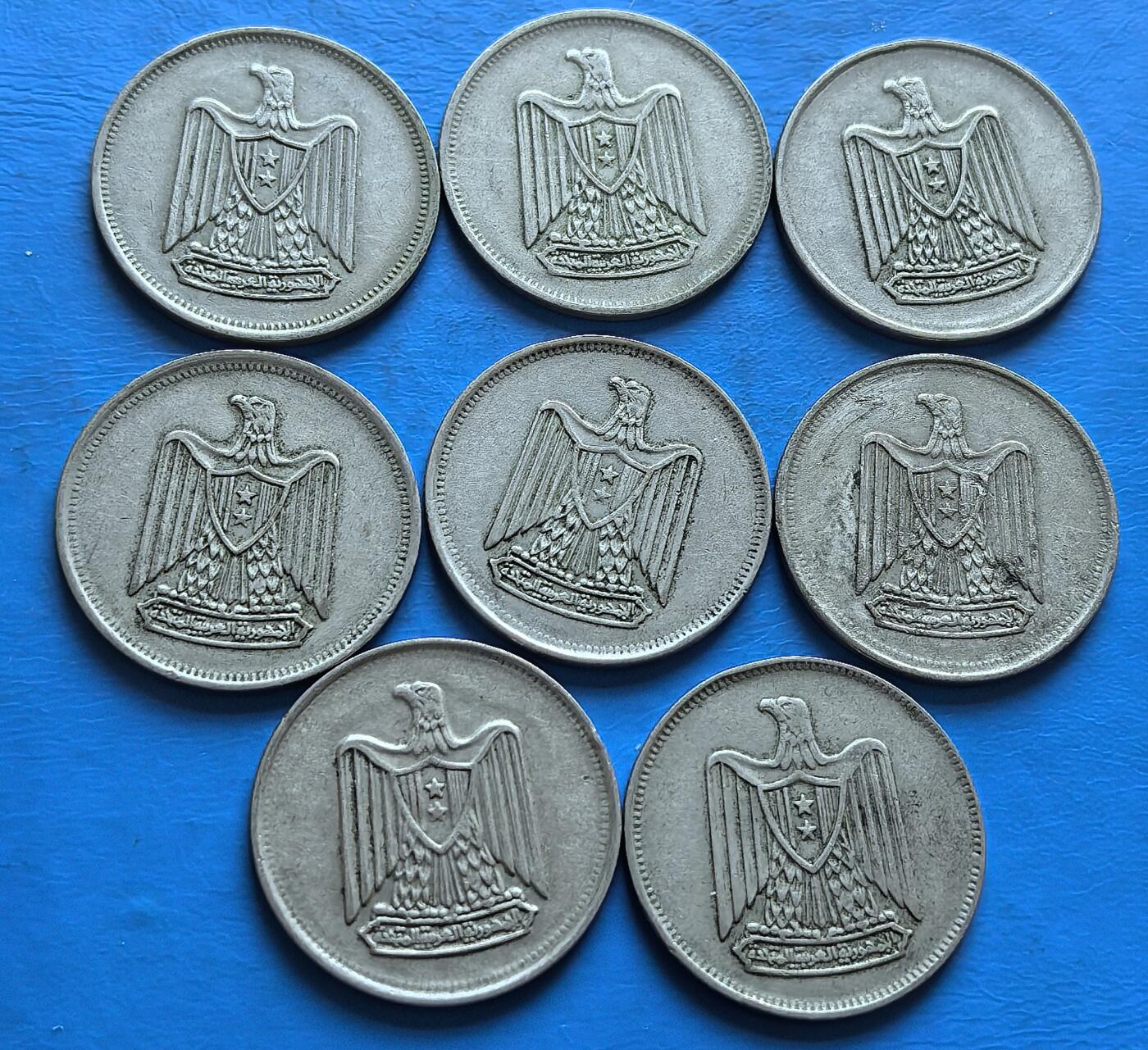 外国优质老铜币银币，周六九点倒数截拍，满百包邮，可寄存半年，喜欢朋友微信扫描二维码可直接参拍