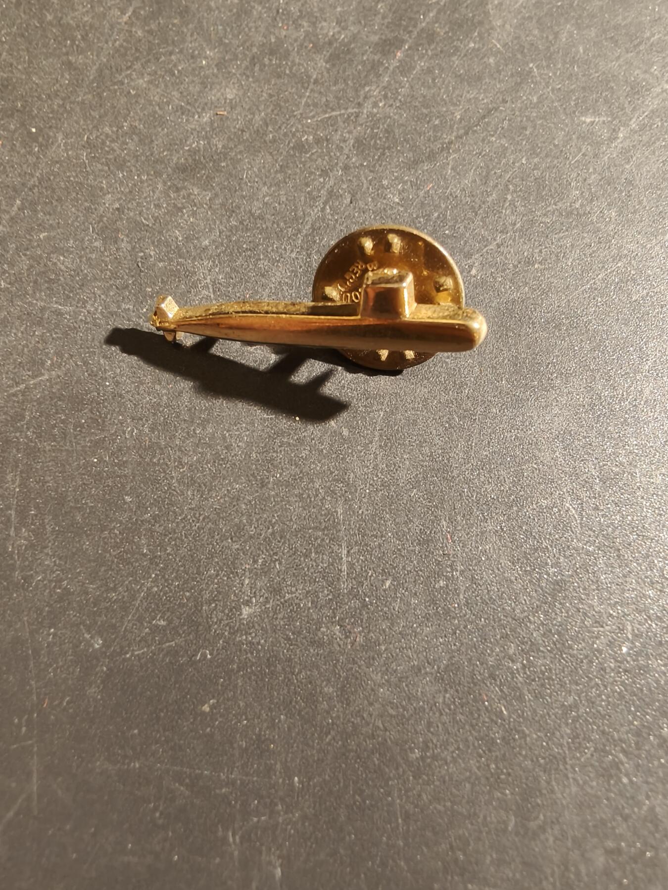 老王徽章第163期 13-15日三场连拍 16日统一发货  13、14日结束后可寄存 法国潜艇徽章