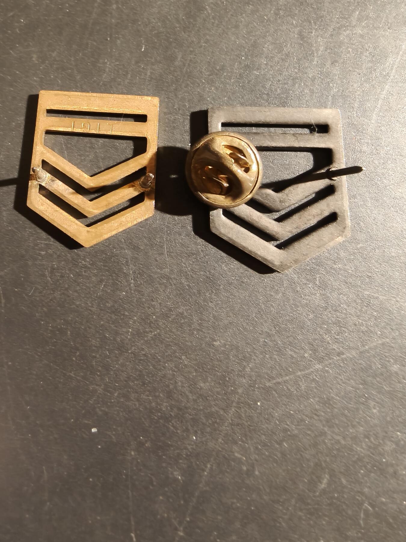 老王徽章第163期 13-15日三场连拍 16日统一发货  13、14日结束后可寄存 美国士官金属军衔一组