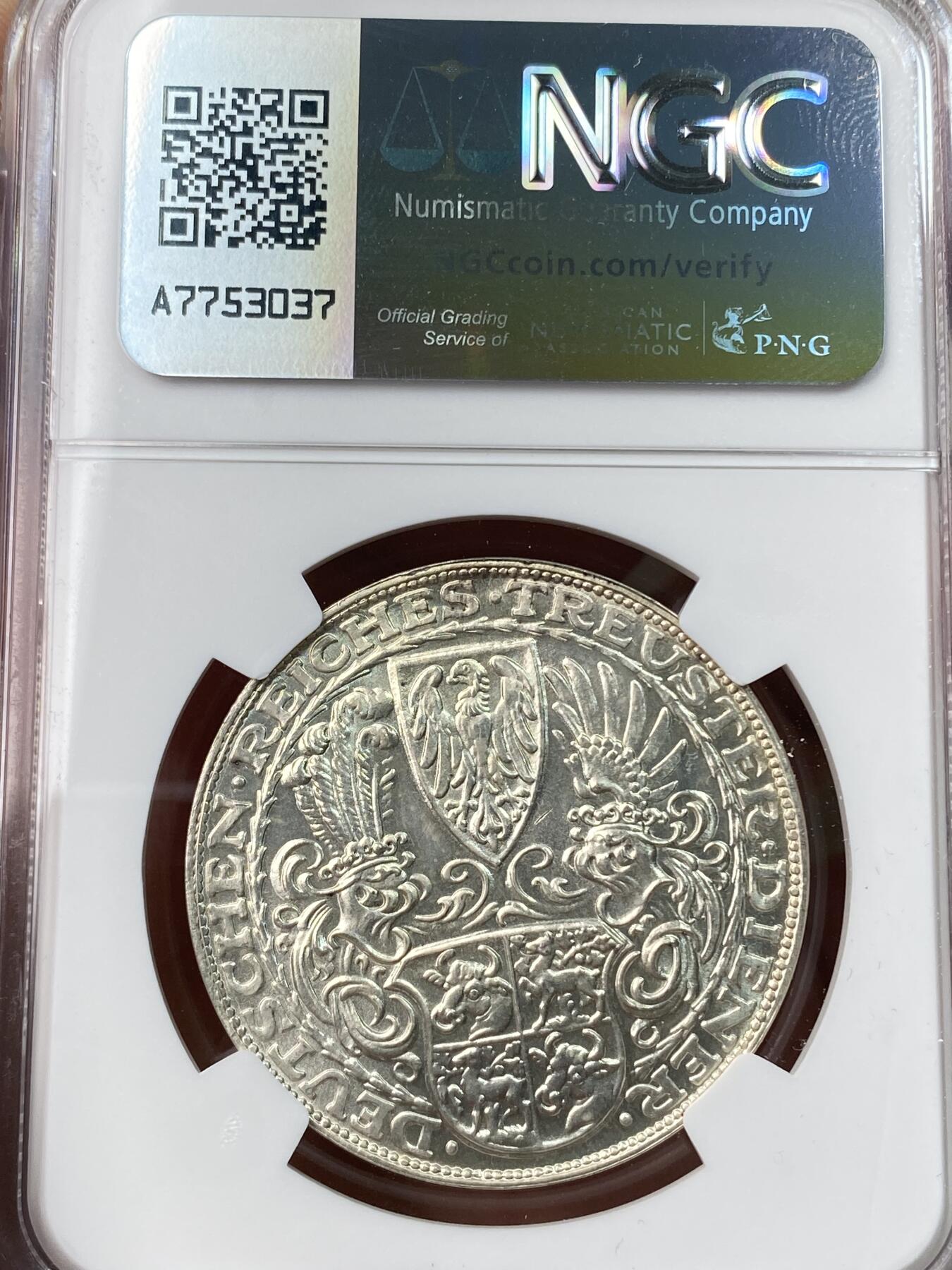 万国钱币拍卖第055期 NGC MS64 1927年德国魏玛共和国兴登堡总统80大寿5马克币章 卡尔哥茨作品 原味银霜锋利质感顶级收藏品质