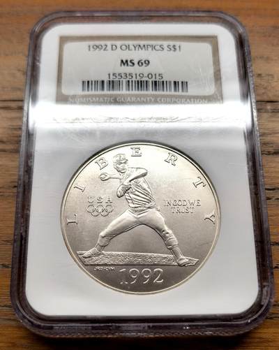 泉海漫舟·凡希社世界钱币微拍第三百十四期 - 1992美国奥运棒球Dollar大银NGC-MS69