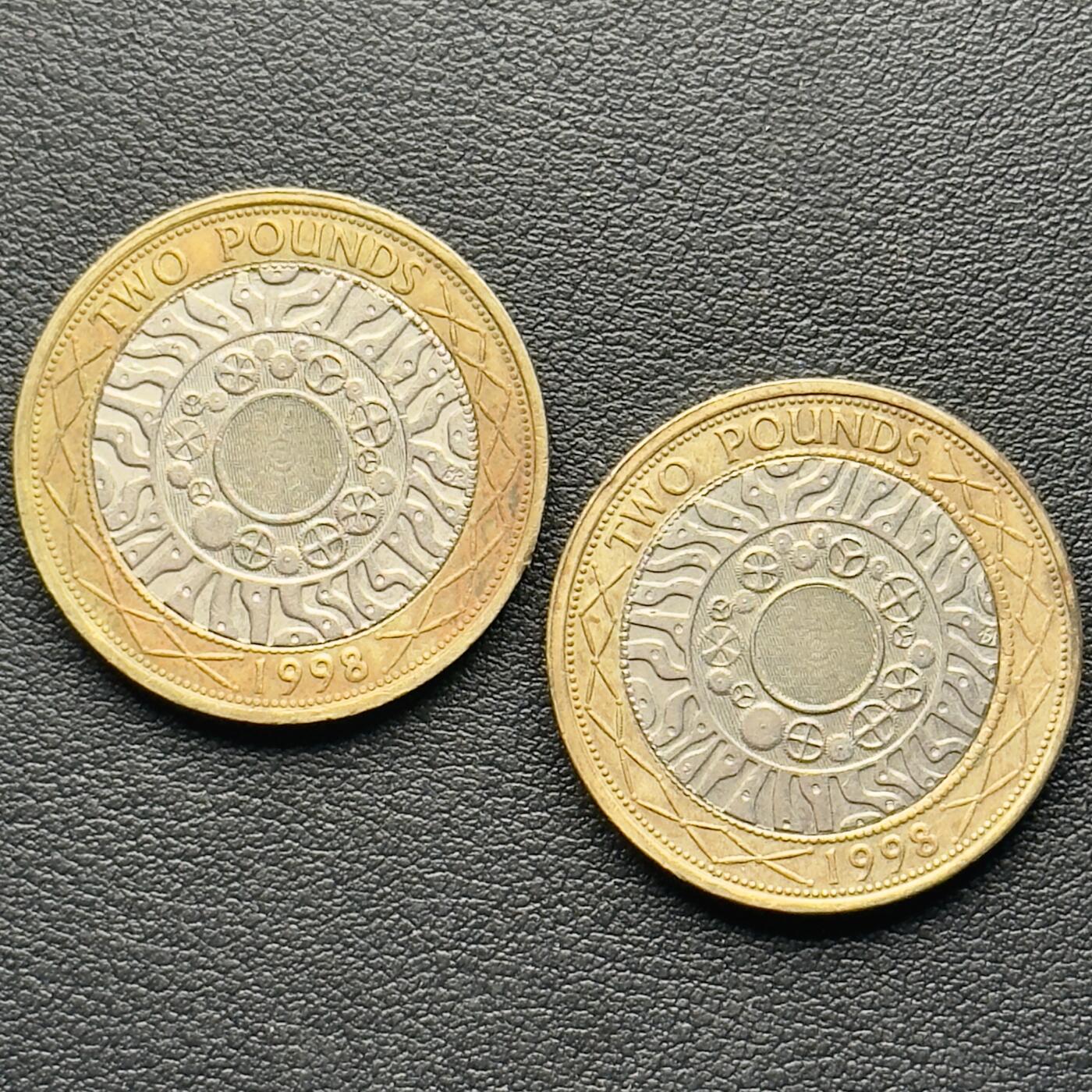 ＜小葵钱铺＞第65期·散币·银币场·满200包邮，不寄存·17号发货 英国1998年科技齿轮四环2镑双色纪念币2枚