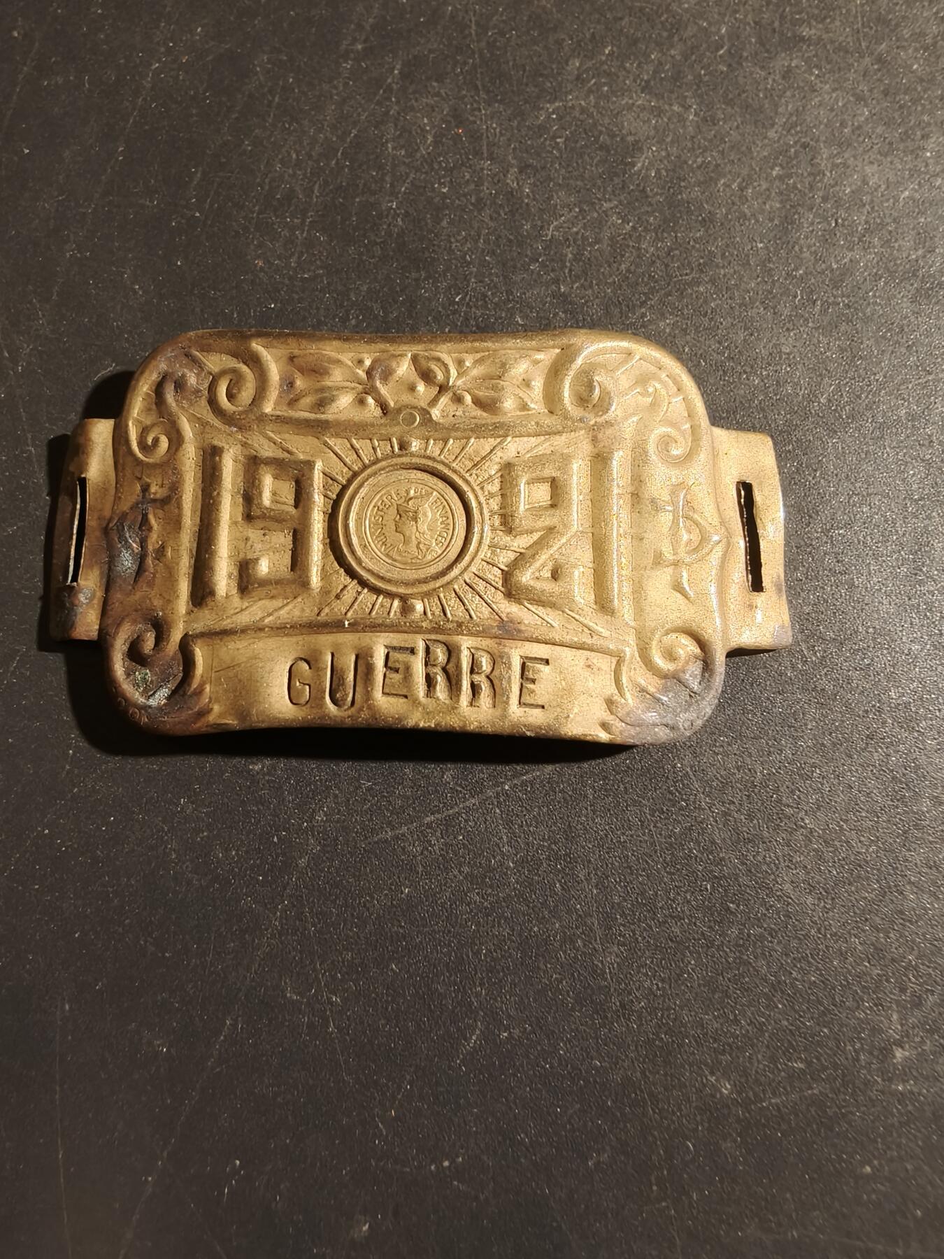 老王徽章第163期 13-15日三场连拍 16日统一发货  13、14日结束后可寄存 法国一战铜皮带扣