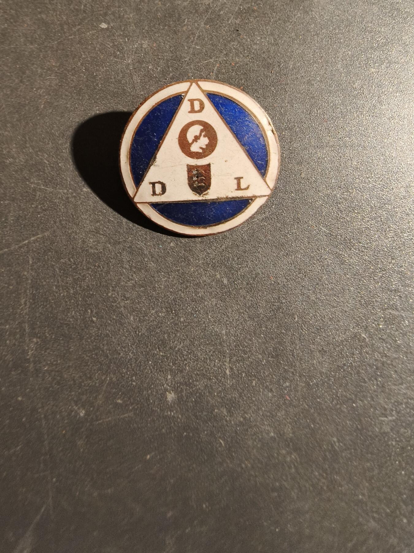 老王徽章第163期 13-15日三场连拍 16日统一发货  13、14日结束后可寄存 丹麦民防徽章