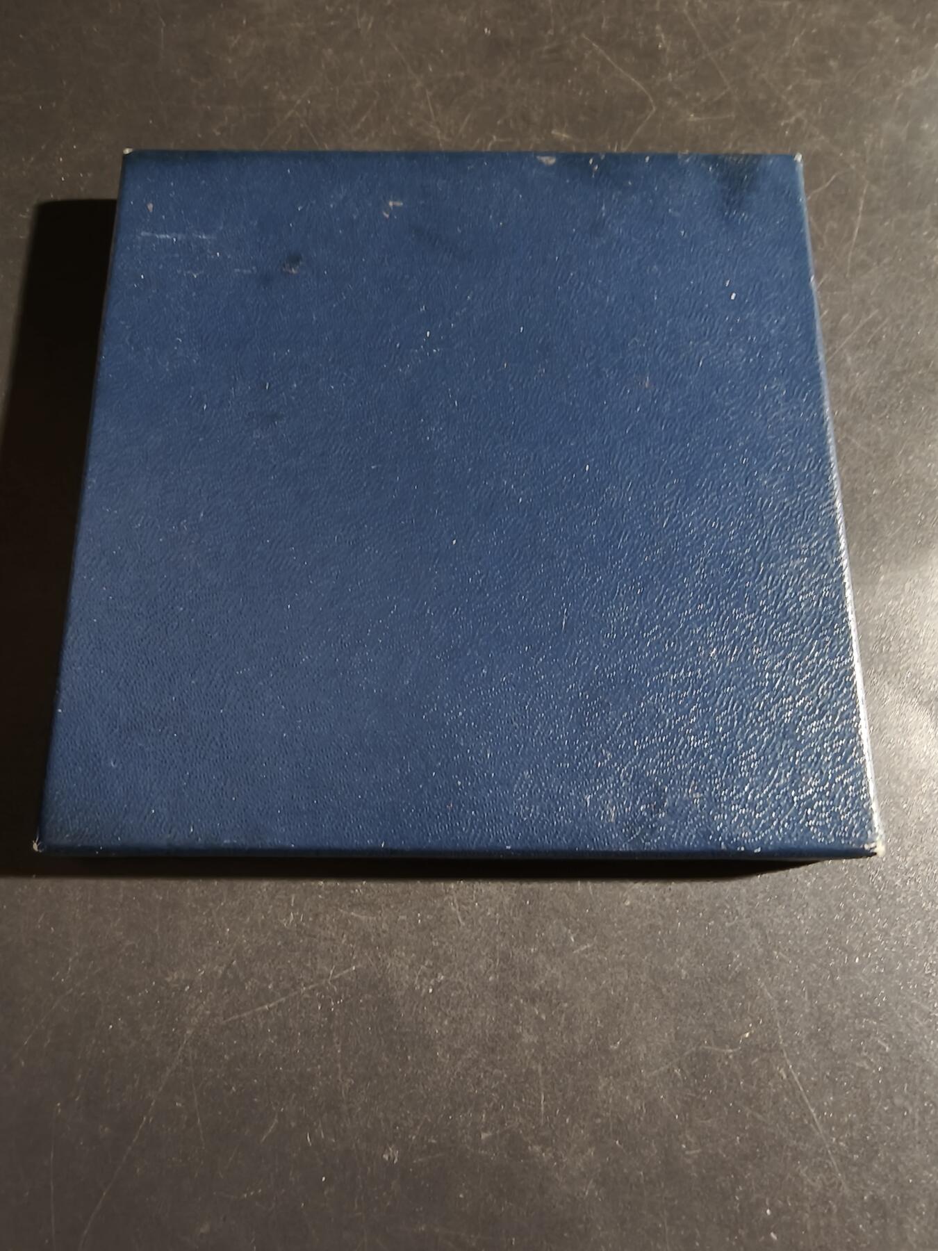 老王徽章第163期 13-15日三场连拍 16日统一发货  13、14日结束后可寄存