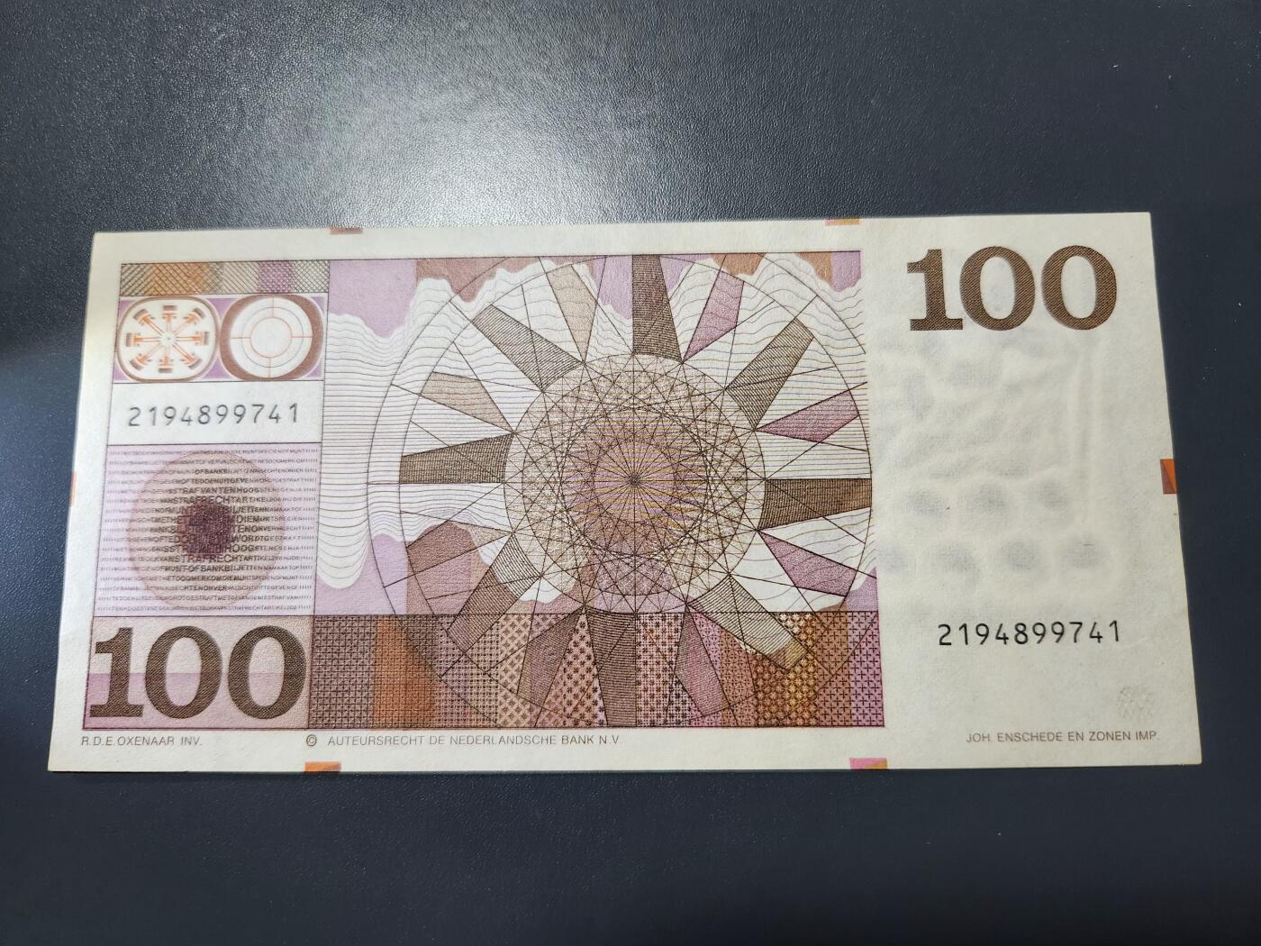 11月15号晚上8点 外国纸币自动截拍第58场 荷兰100盾 近新