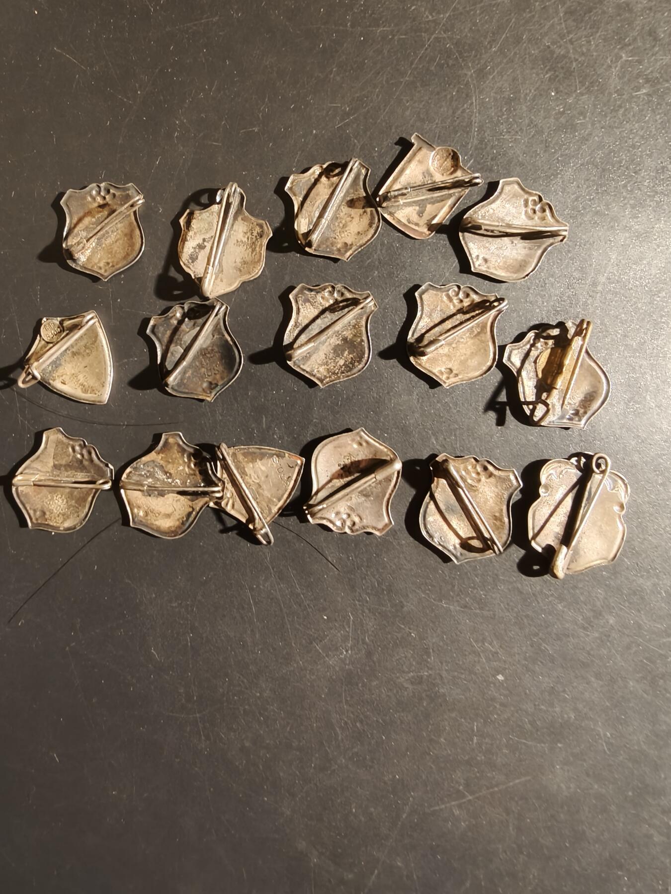 老王徽章第163期 13-15日三场连拍 16日统一发货  13、14日结束后可寄存