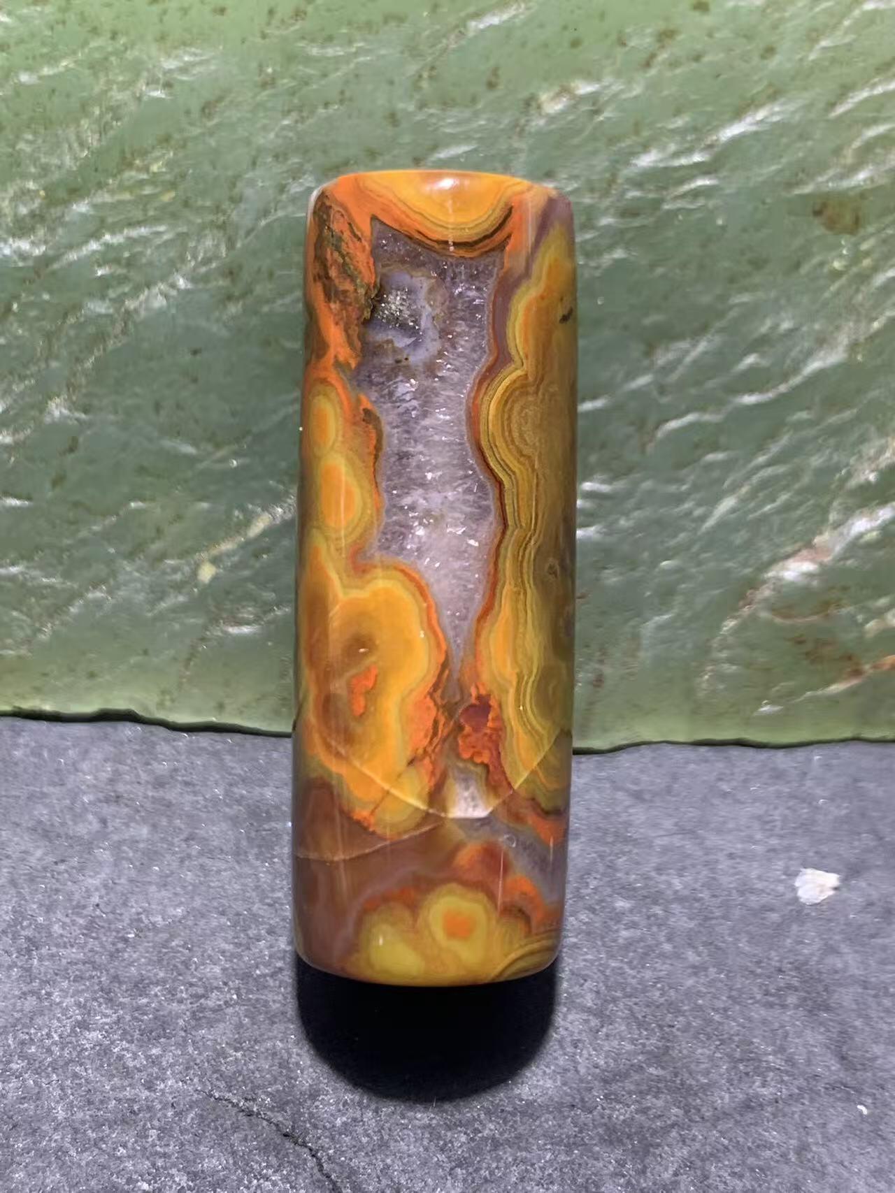 冰飘战国红玛瑙通货直桶，桶珠一颗！