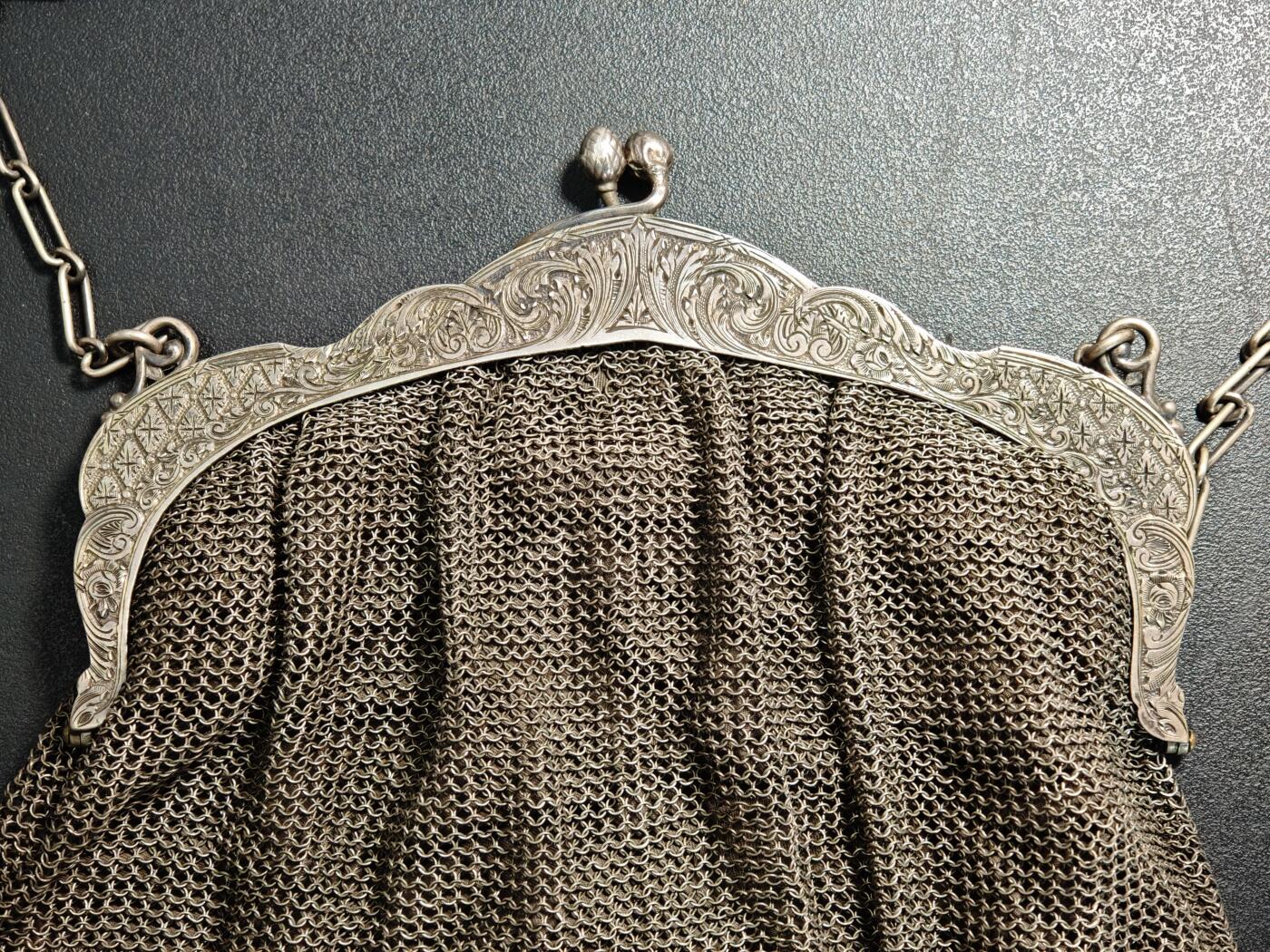 【德藏】世界币章拍卖第153期（拍品征集中~欢迎藏友联系） 欧洲老银钱袋 手工刻花 工艺精湛 重约：350g