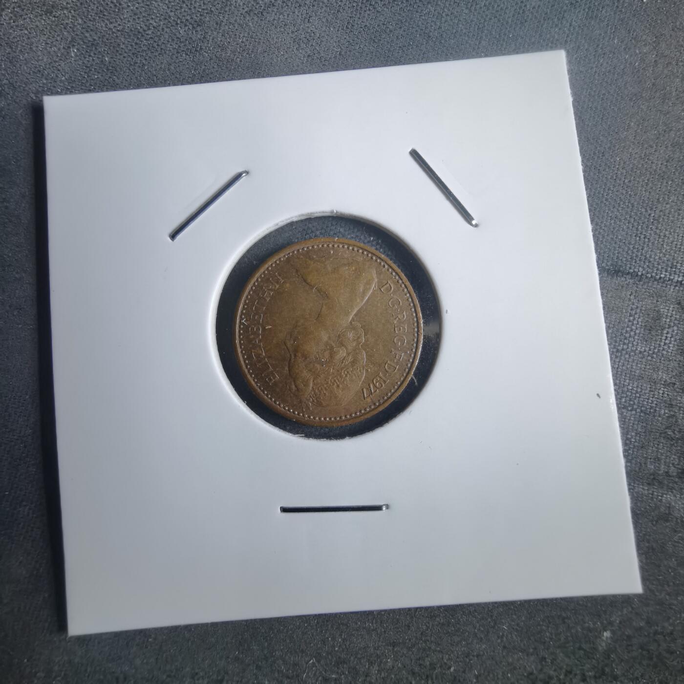 沼泽如烟--第905场 英国1977年半便士