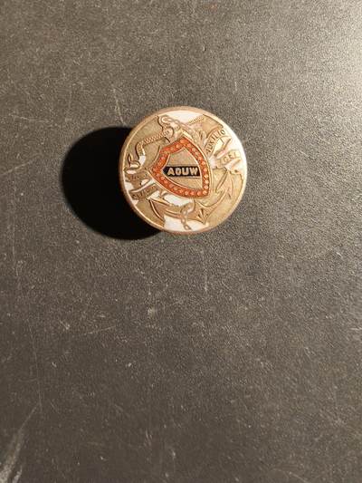 老王徽章第163期 13-15日三场连拍 16日统一发货  13、14日结束后可寄存 - 丹麦工人联合会徽章