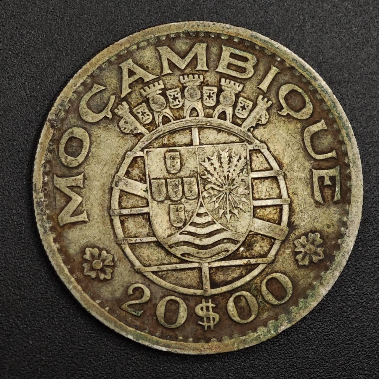 【淘币小摊】实时拍第七百九十六拍   小银币场   满百包邮可预留二周 每周一统一发货   莫桑比克1952年20埃斯库多银币