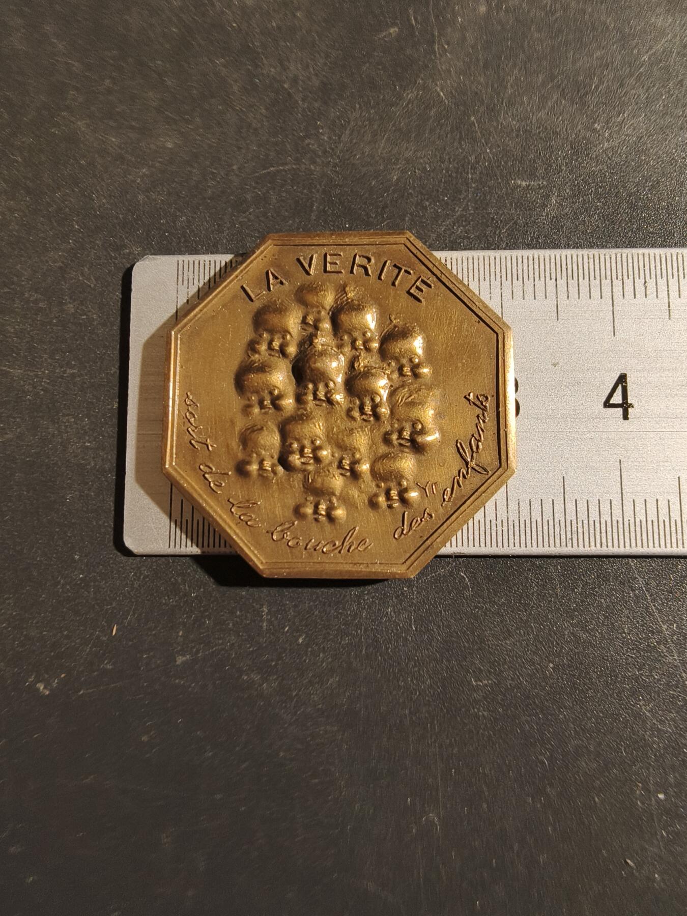 老王徽章第163期 13-15日三场连拍 16日统一发货  13、14日结束后可寄存