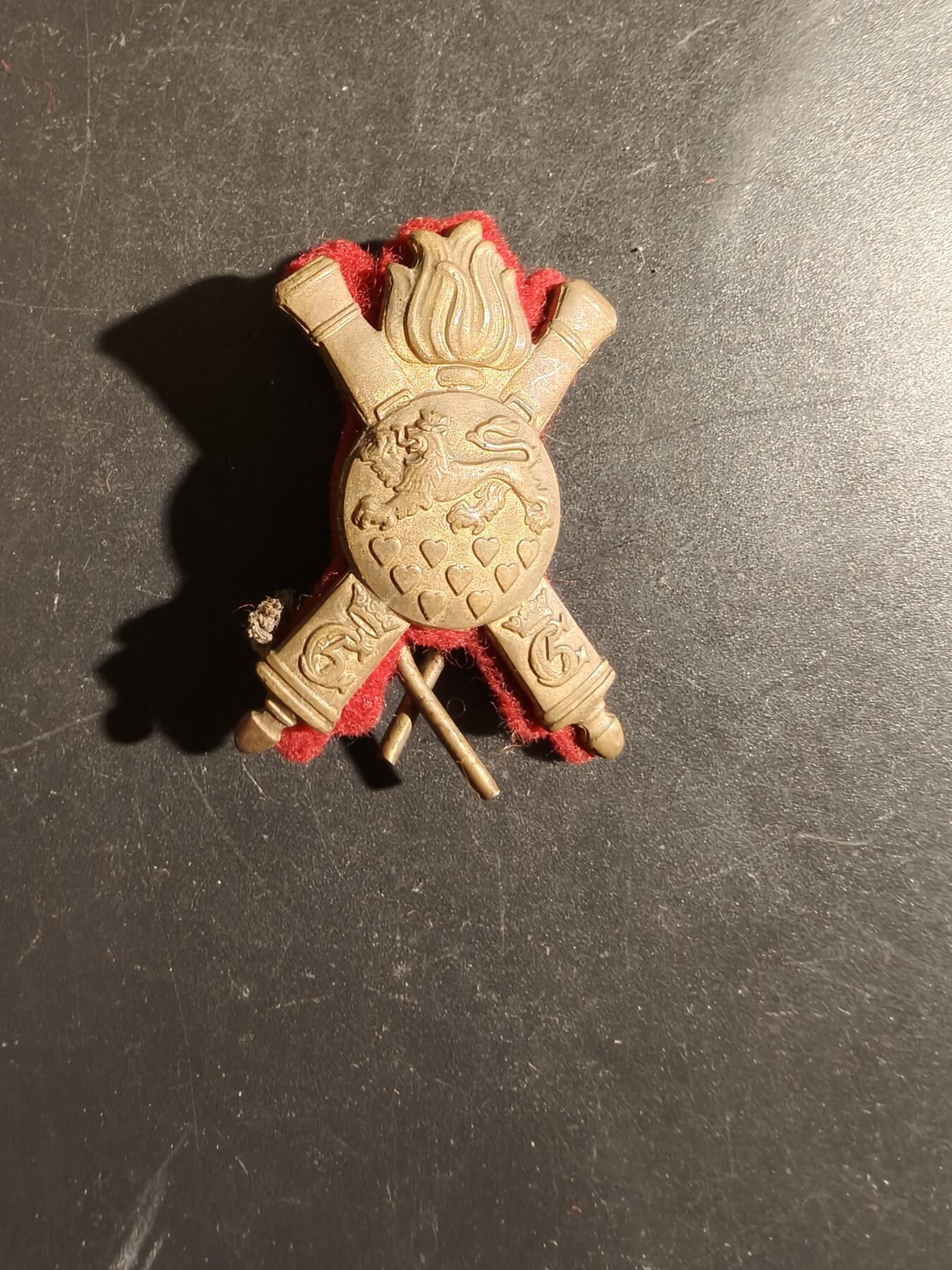 老王徽章第163期 13-15日三场连拍 16日统一发货  13、14日结束后可寄存 丹麦皇家炮兵帽徽