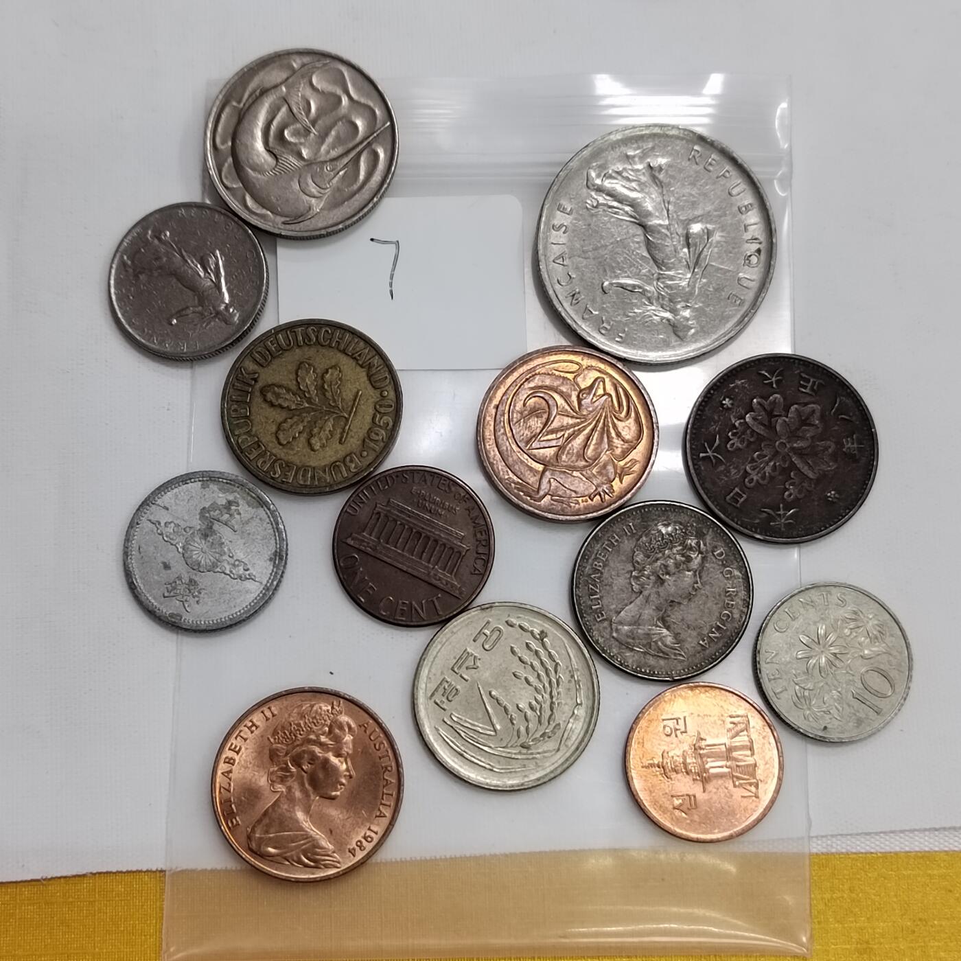 PCAI钱币17-605 外国硬币小专场