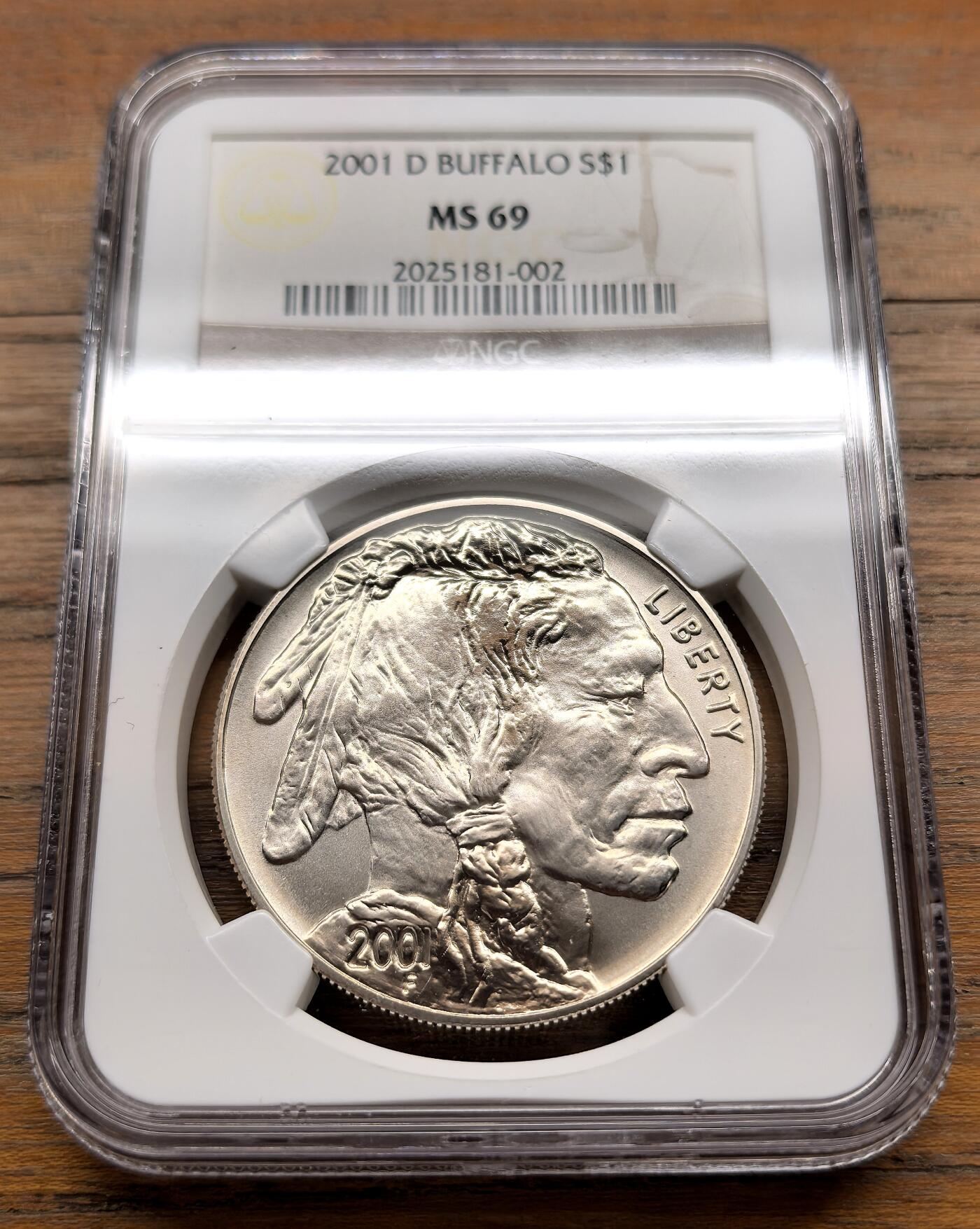 泉海漫舟·凡希社世界钱币微拍第三百十四期 2001D美国野牛DOLLAR大银NGC-MS69