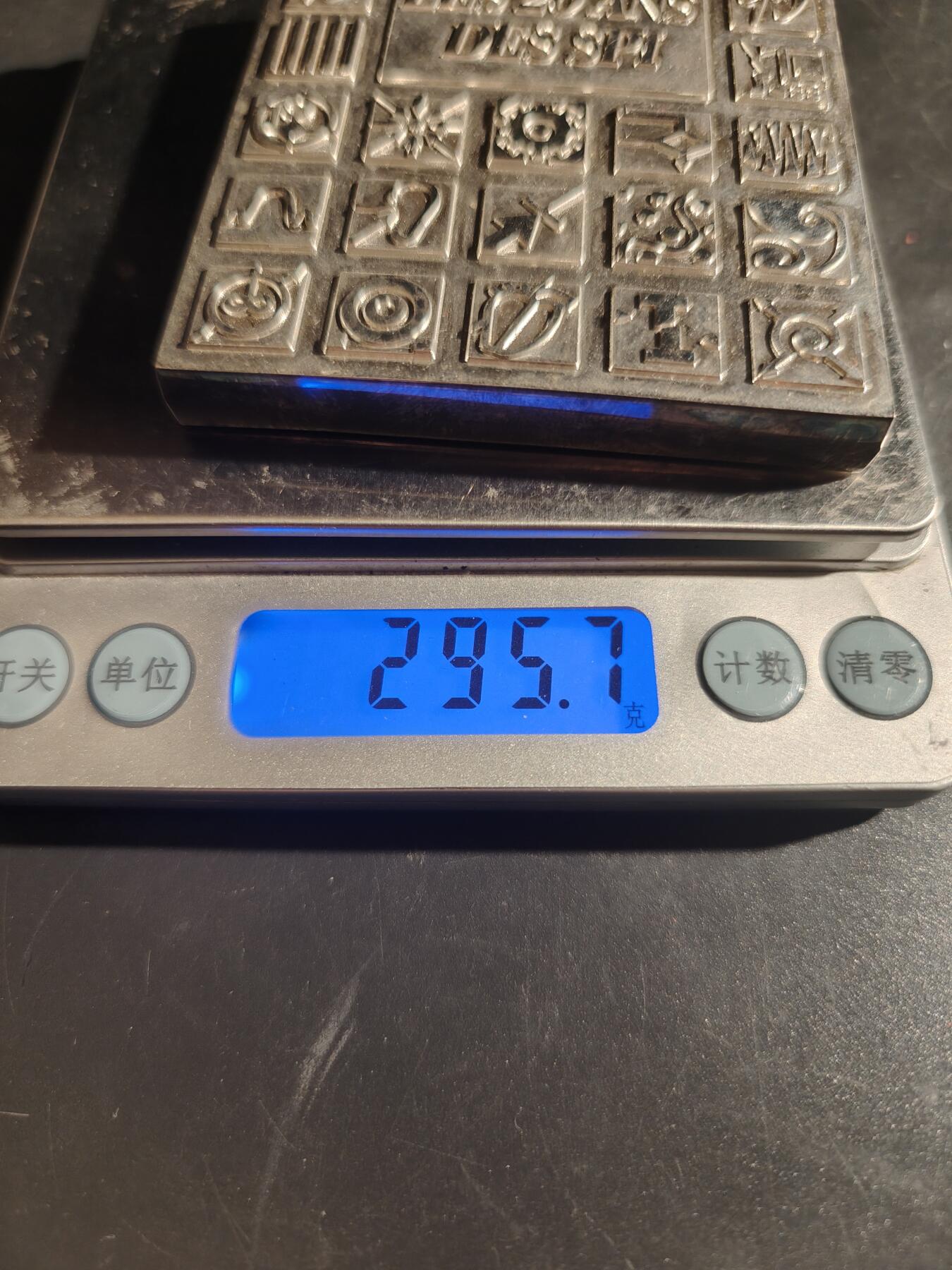 老王徽章第163期 13-15日三场连拍 16日统一发货  13、14日结束后可寄存