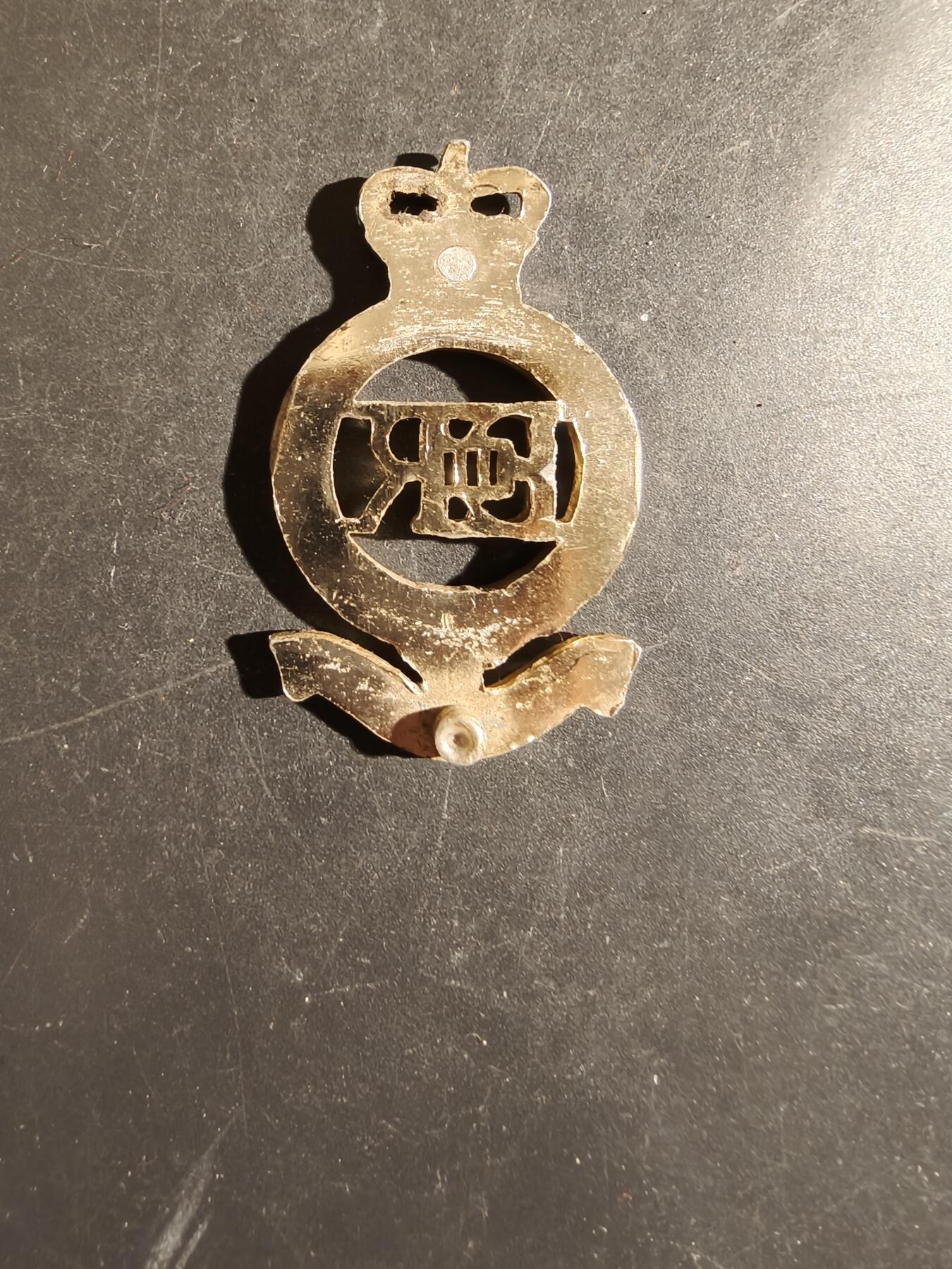 老王徽章第163期 13-15日三场连拍 16日统一发货  13、14日结束后可寄存 英国皇家工兵团帽徽