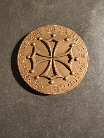 老王徽章第163期 13-15日三场连拍 16日统一发货  13、14日结束后可寄存 - 法国上加龙省总理事会大铜章    直径44mm.   重量49.1g