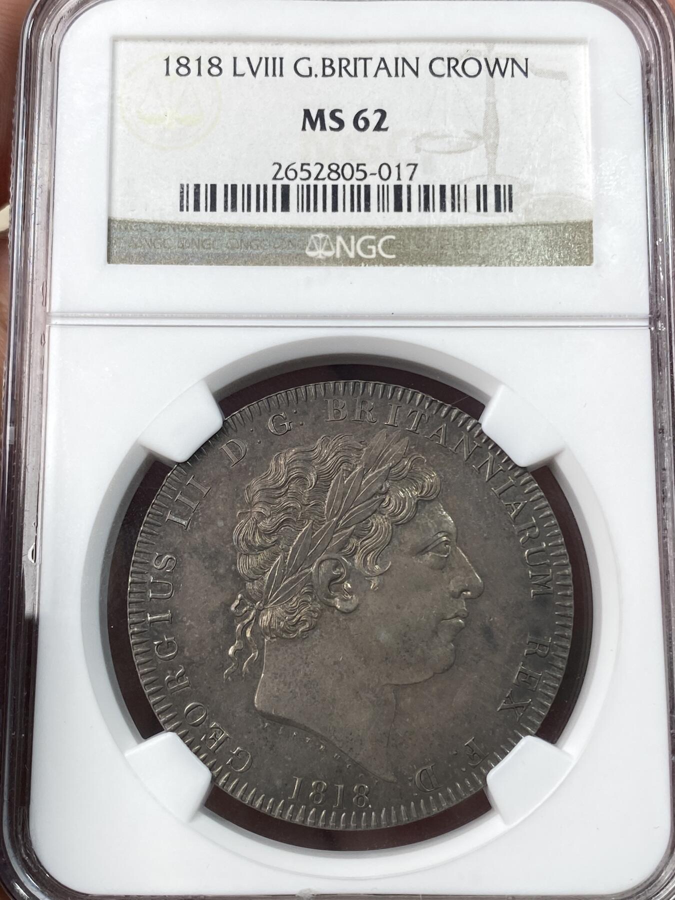 万国钱币拍卖第055期 NGC MS62 1818年英国乔治三世马剑克朗大银 英国马剑系列首年开山之作 醇厚酱彩包浆 典藏级品质 价格表现非常强劲的品种