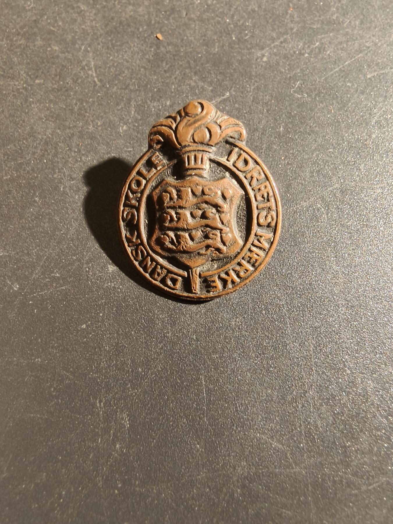 老王徽章第163期 13-15日三场连拍 16日统一发货  13、14日结束后可寄存 丹麦徽章