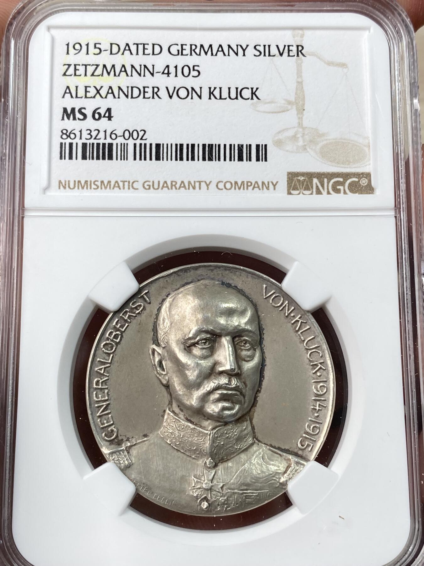 万国钱币拍卖第055期 NGC MS64 1915年德国一战时期帝国将军施里芬计划征服巴黎纪念银章 一战罕见品种 亚历山大·海因里希·鲁道夫·冯·克鲁克是普鲁士第一军团将军 1915年按照德军总部执行施里芬计划征服法国失败 同年3月其在埃斯纳和被弹片击伤退役  高浮雕骑马的裸女神刻画非常特色 NGC冠军分 顶级收藏品质麦稀奇首拍