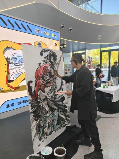 白泽拍卖卡牌手绘专场第28期（细雨生寒、寻梅闻香） 2025 沈鑫手绘画 钟馗夜蒐 尺寸：118cm*180cm