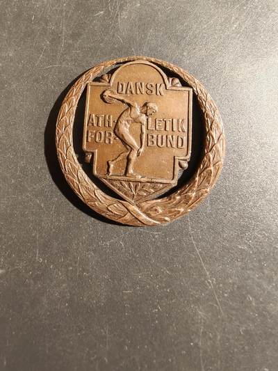 老王徽章第163期 13-15日三场连拍 16日统一发货  13、14日结束后可寄存 - 丹麦体育联合会纪念章