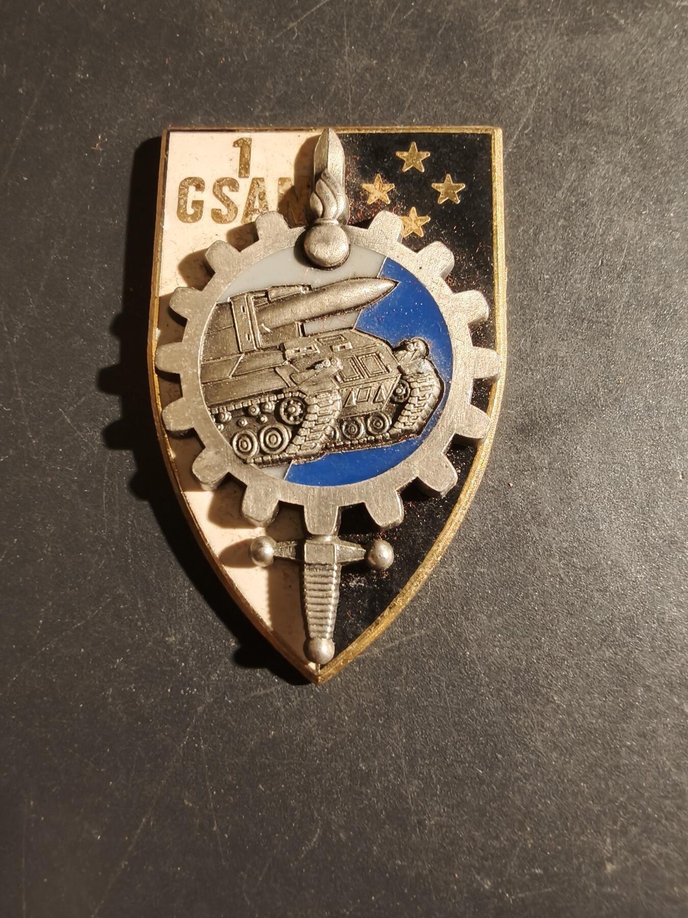 老王徽章第163期 13-15日三场连拍 16日统一发货  13、14日结束后可寄存 法国第1核炮兵支援大队证章