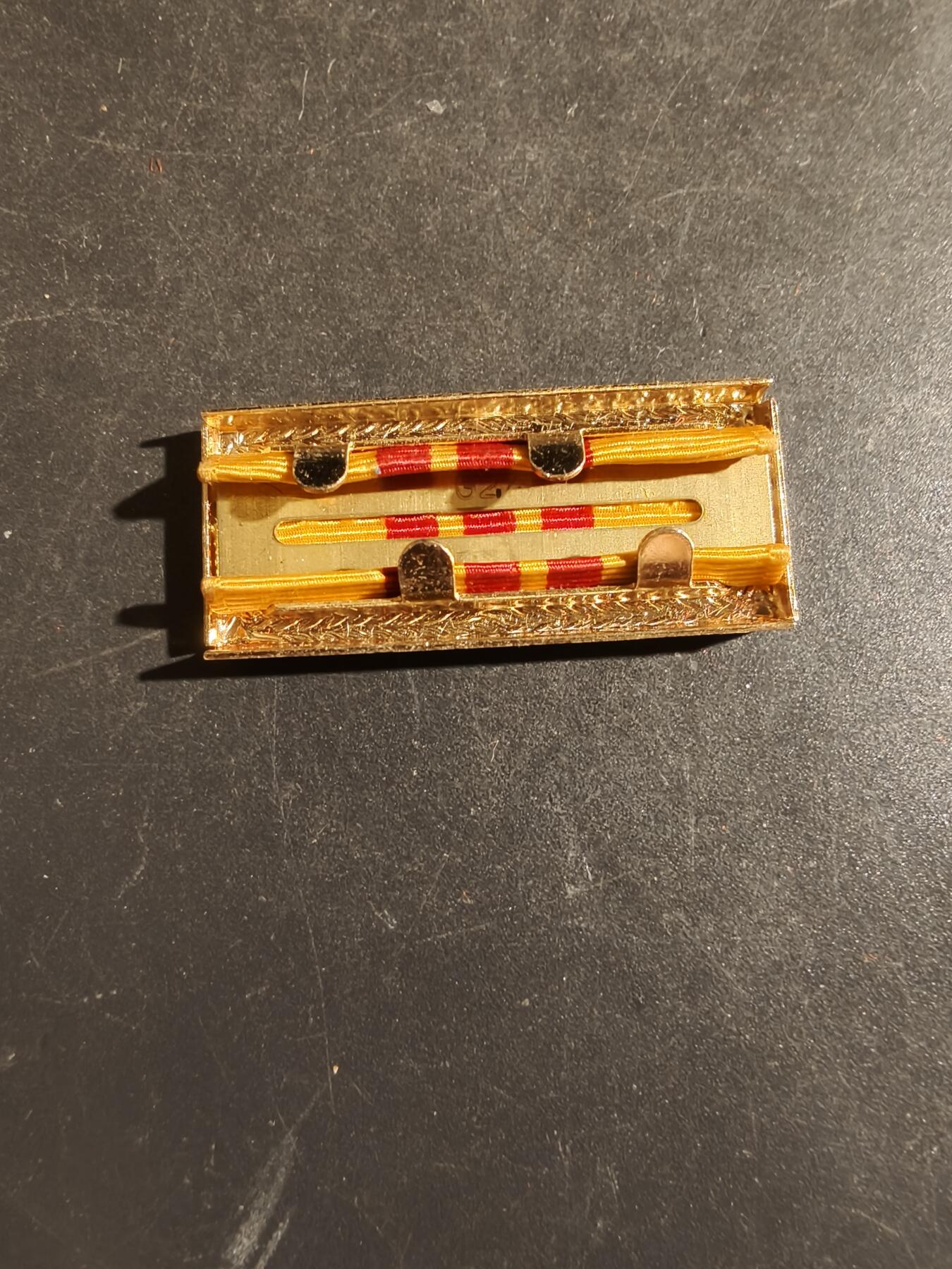 老王徽章第163期 13-15日三场连拍 16日统一发货  13、14日结束后可寄存 南越总统集体嘉奖勋略