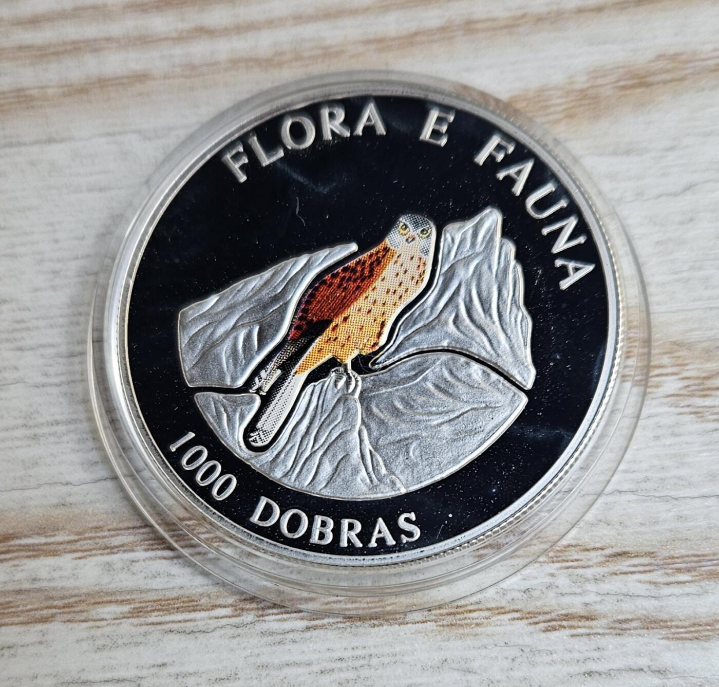 【币将精彩】世界钱币拍卖（2025-11-26） 圣多美1995年鹦鹉双面彩色银币25克世界上第一款双面彩色币