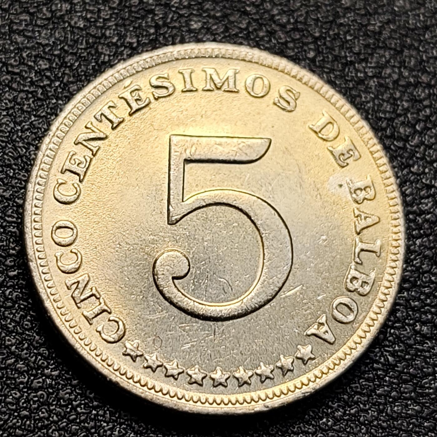 泉币菌-第129场-精品福利场（本场拍品多，请提前出价） 原光UNC 巴拿马1983年5分铜镍硬币 21.21毫米 5.0克