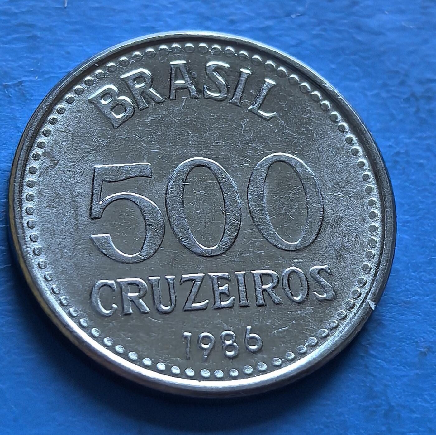 外国优质老铜币银币，周六九点倒数截拍，满百包邮，可寄存半年，喜欢朋友微信扫描二维码可直接参拍