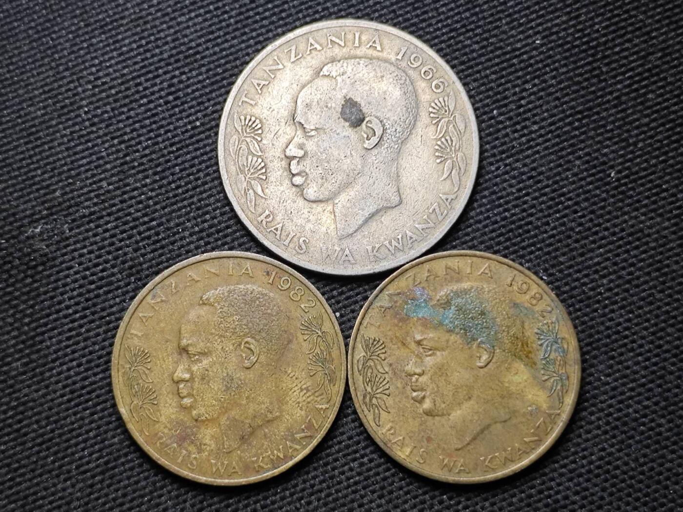 KK钱币收藏小铺  第370场  2月预留时间 周末发货  坦桑尼亚一组3枚