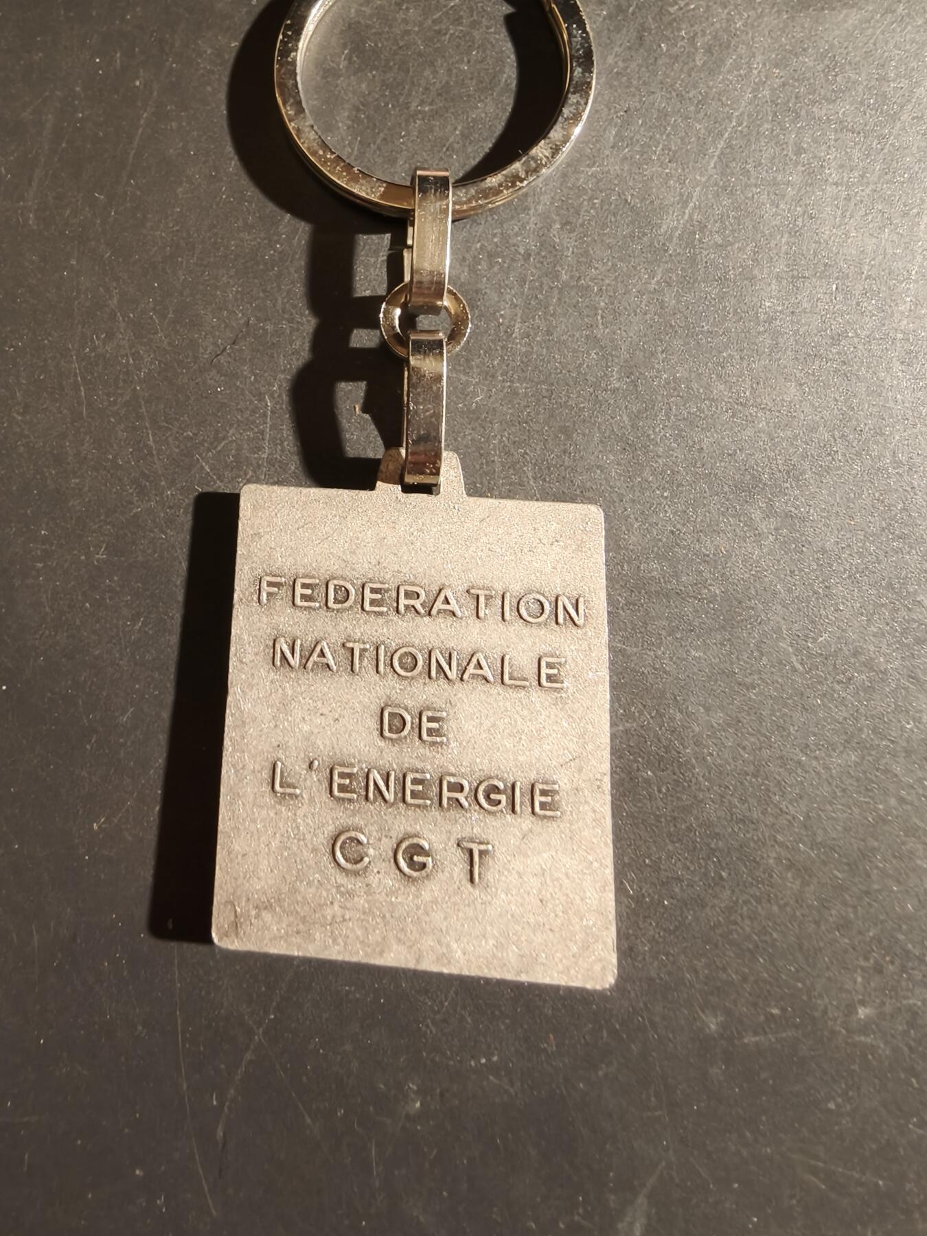 老王徽章第163期 13-15日三场连拍 16日统一发货  13、14日结束后可寄存 法国总工会纪念章