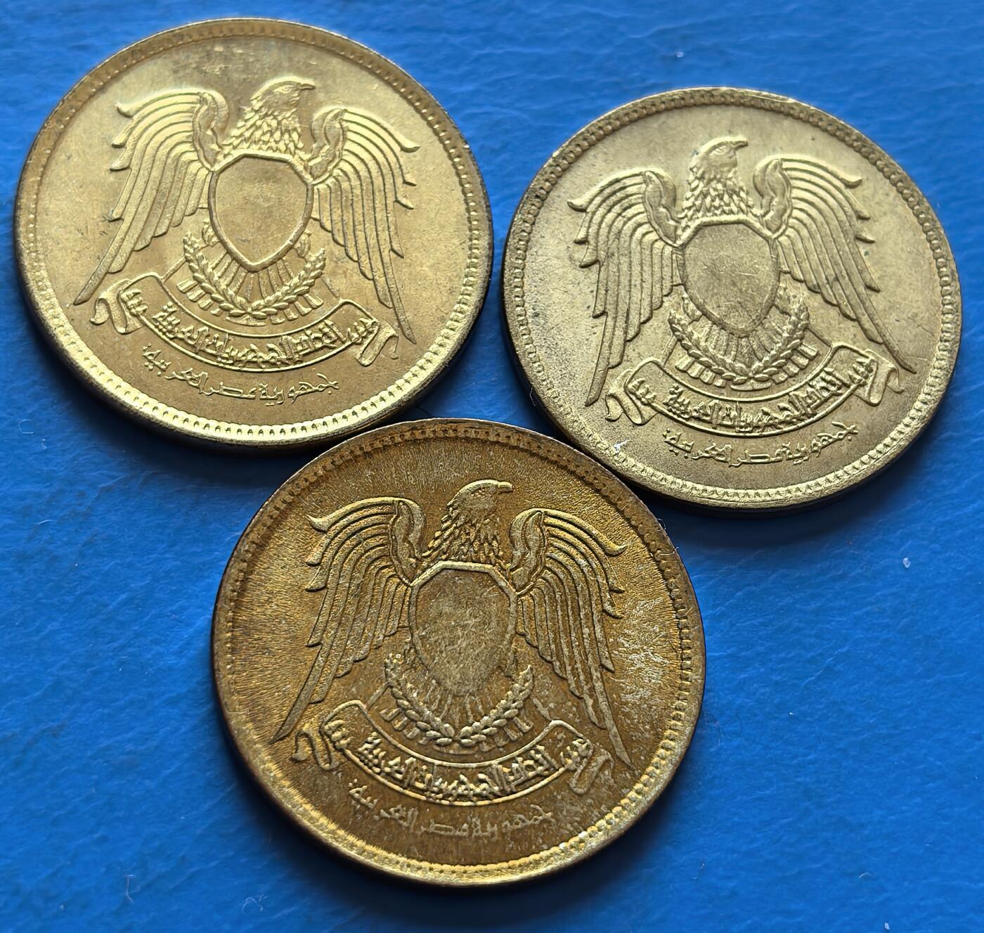 外国优质老铜币银币，周六九点倒数截拍，满百包邮，可寄存半年，喜欢朋友微信扫描二维码可直接参拍