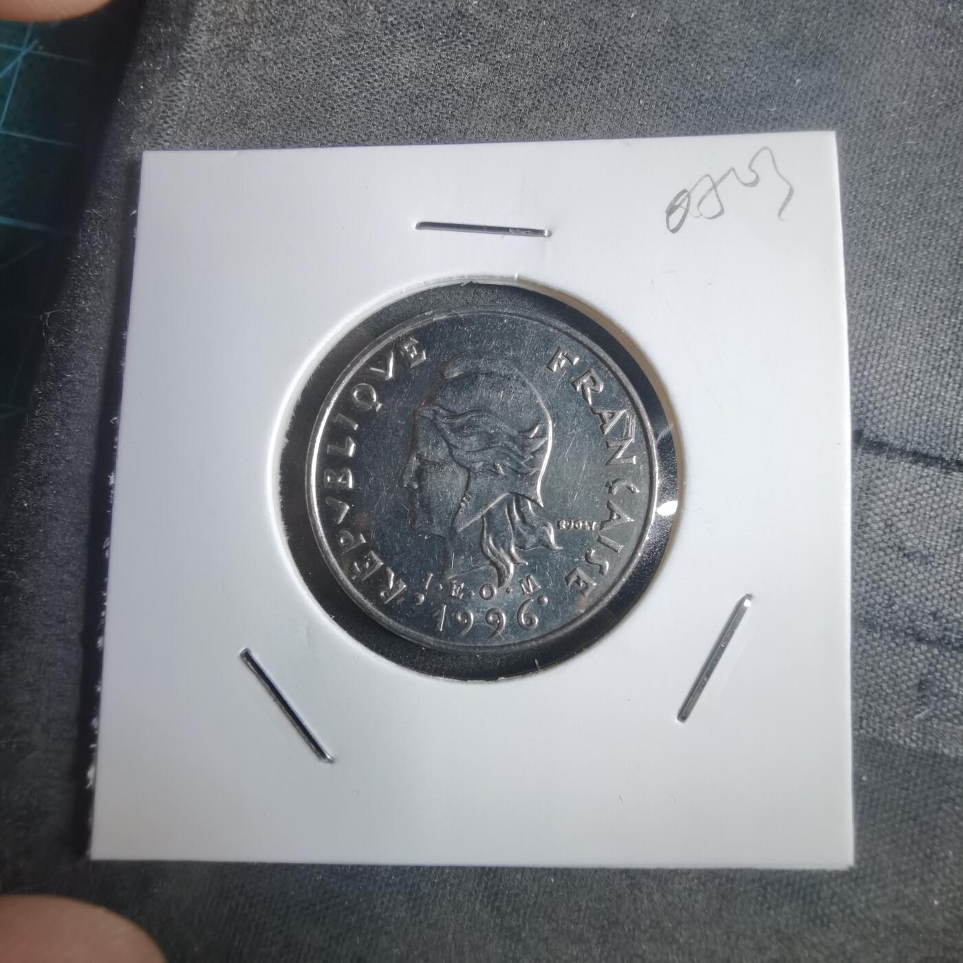 沼泽如烟--第905场 法属新喀里多尼亚1996年10法郎