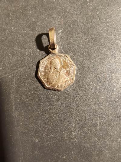 老王徽章第163期 13-15日三场连拍 16日统一发货  13、14日结束后可寄存 - 法国天主教会徽章