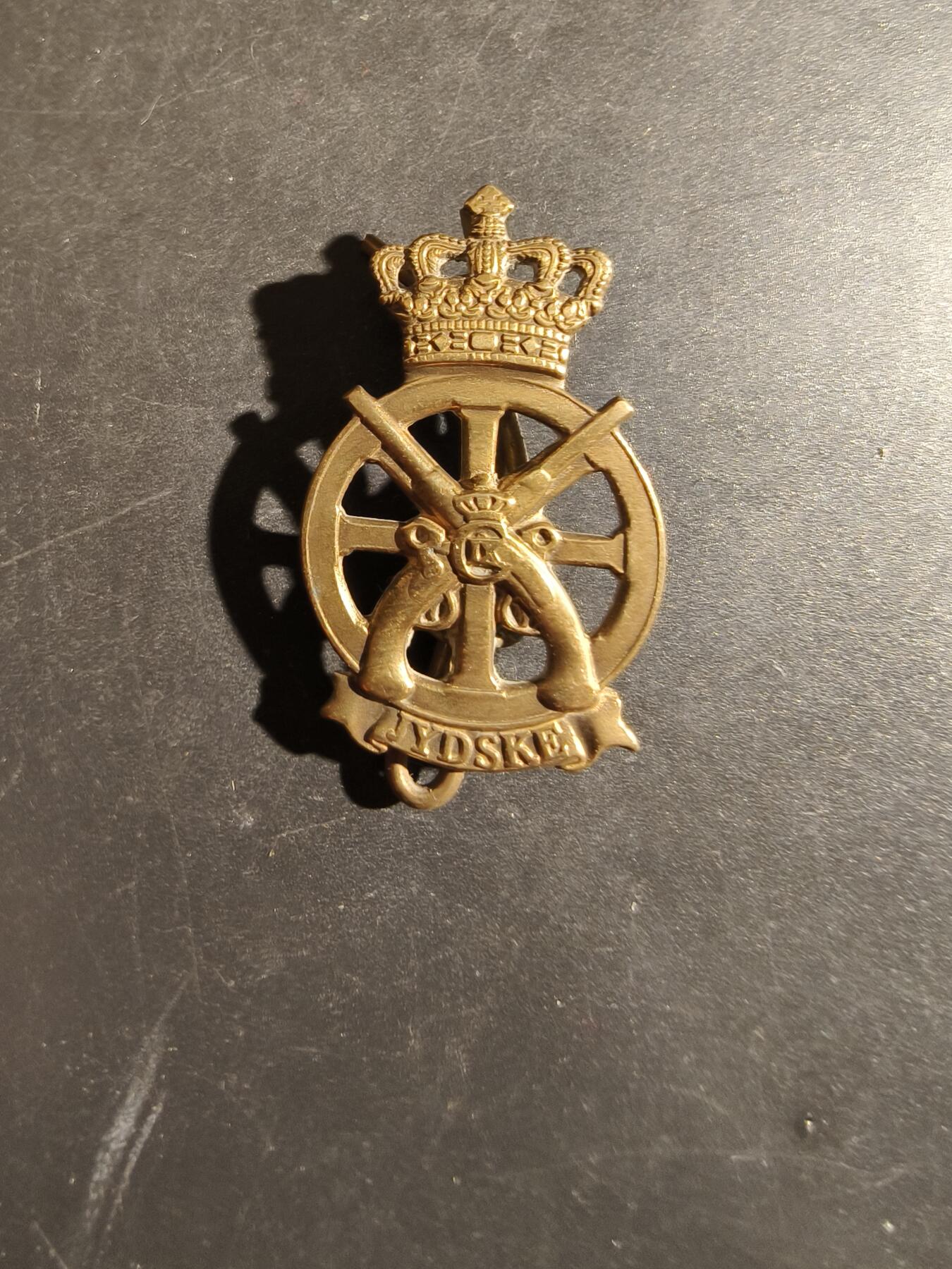 老王徽章第163期 13-15日三场连拍 16日统一发货  13、14日结束后可寄存 丹麦皇家陆军杰德斯科运输团帽徽