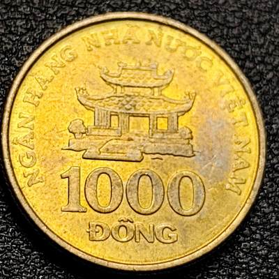 泉币菌-第129场-精品福利场（本场拍品多，请提前出价） - 越南2003年1000盾镀黄铜硬币 河内巴特德塔 19.0毫米3.7克
