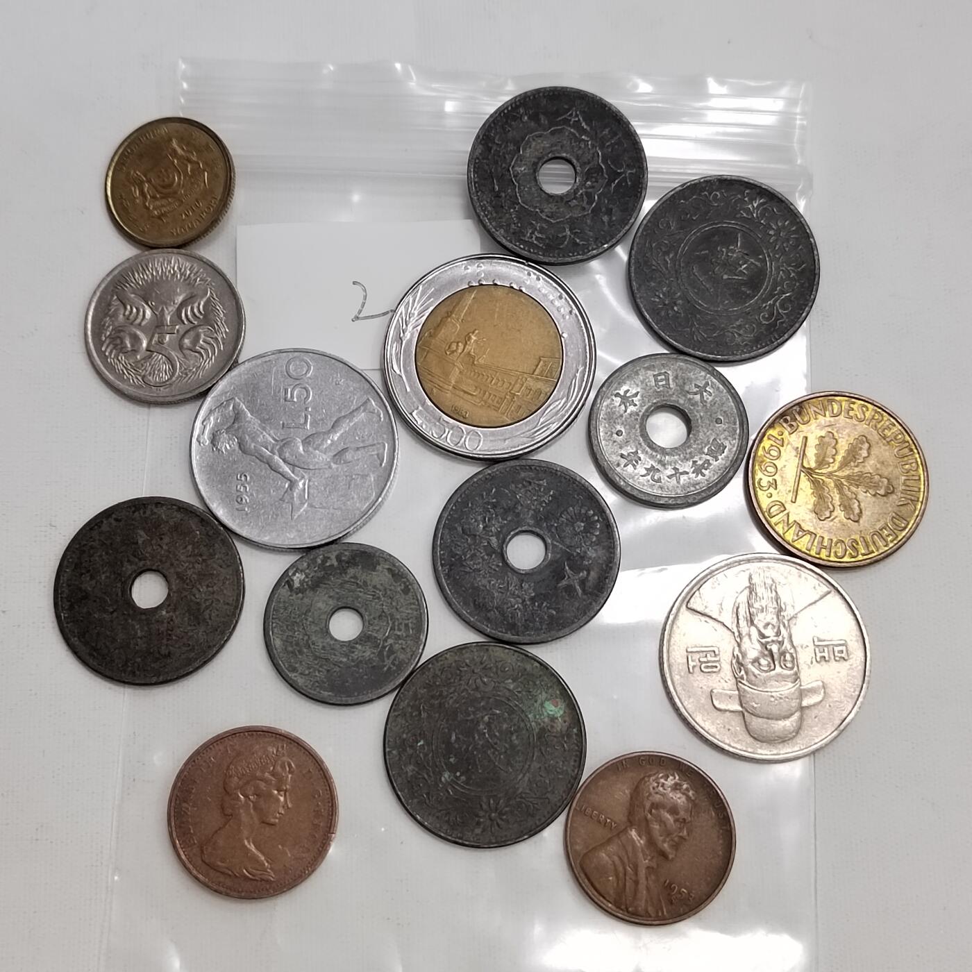 PCAI钱币17-605 外国硬币小专场