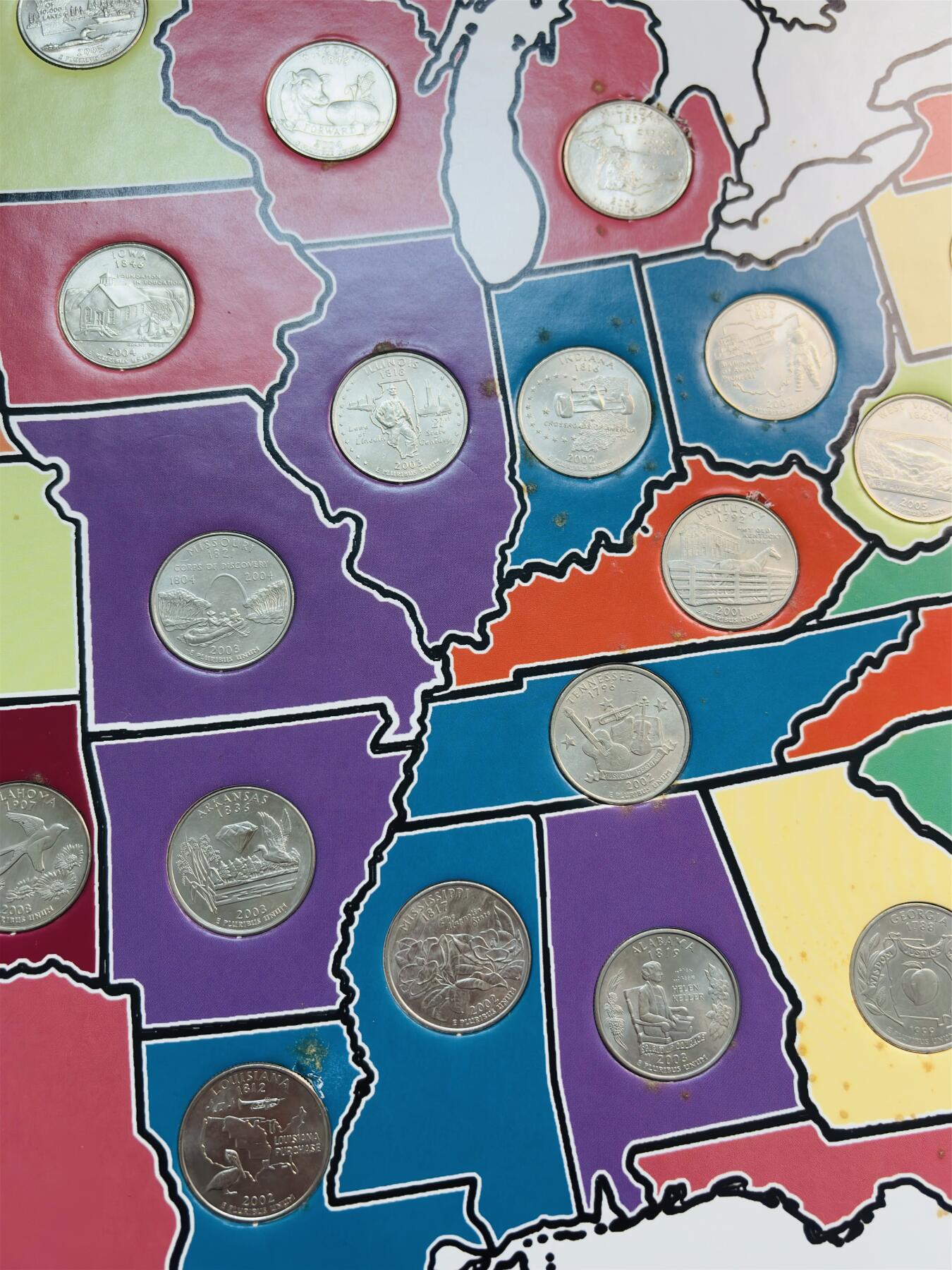 文馨钱币收藏第 281 场，【 长期接收代拍品】银元，银币，套币，纸币专场（本场截拍后休息三天，19 号发货） 美国州币一册 50 枚套币，收藏一步到位，册子很大很重